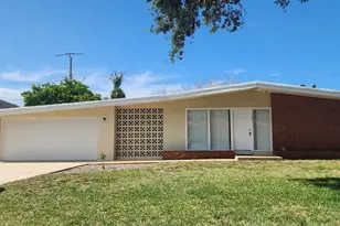 407 4th Street N, Cocoa Beach, FL 32931 - Photo 1