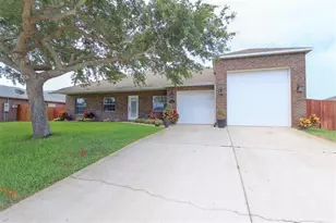 125 Palm Cir, Melbourne, FL 32940 - Photo 1