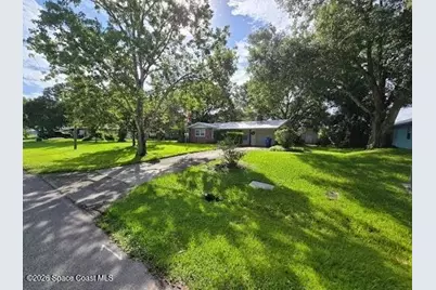 782 Dixie Terrace NW, Sebastian, FL 32958 - Photo 1
