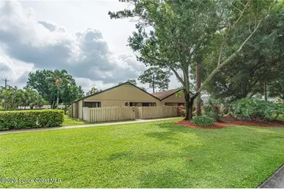 1466 39th Avenue #F-1, Vero Beach, FL 32960 - Photo 1