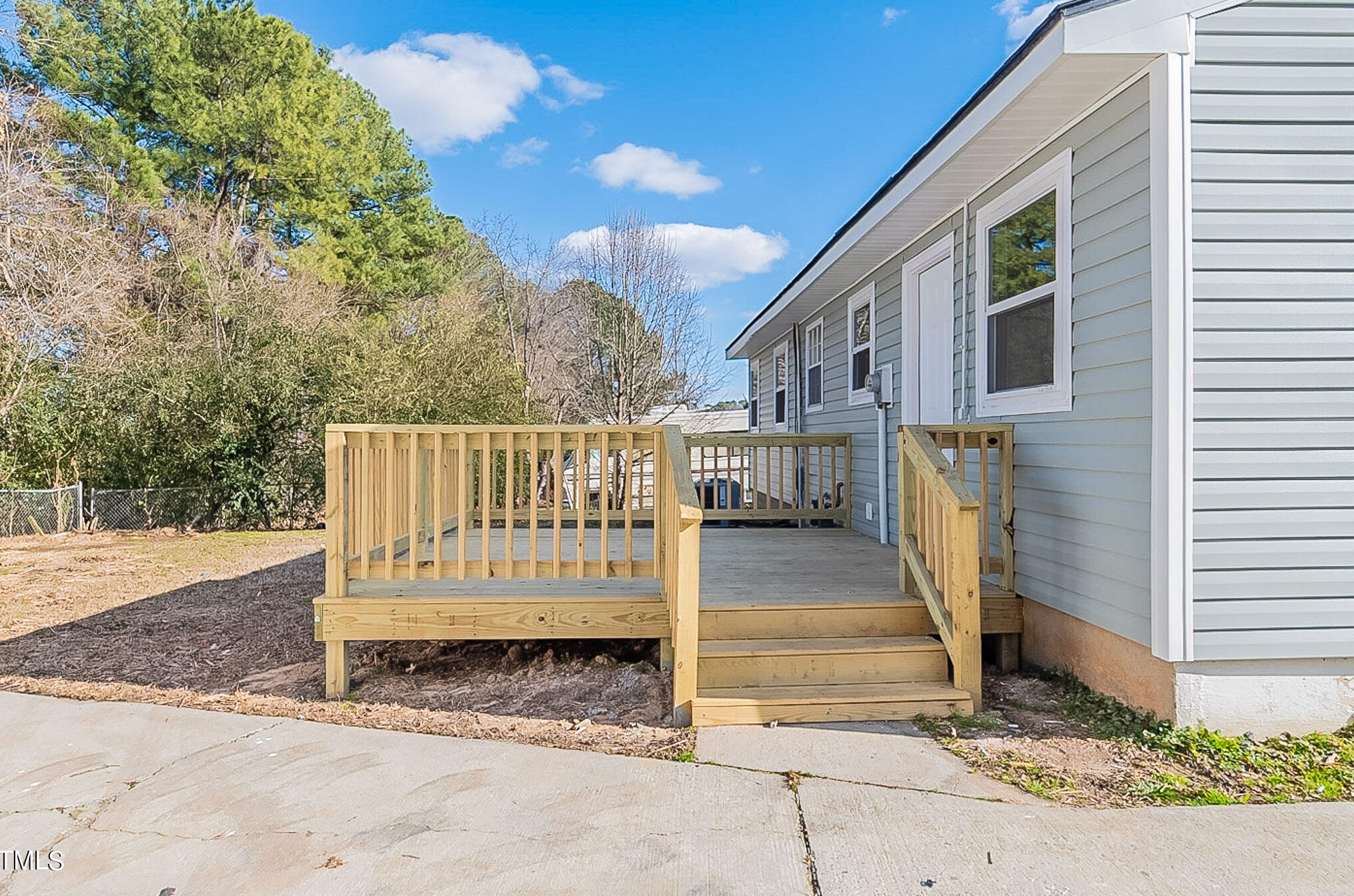 2915 Wedgedale Ave, Durham NC 27703-4646 exterior