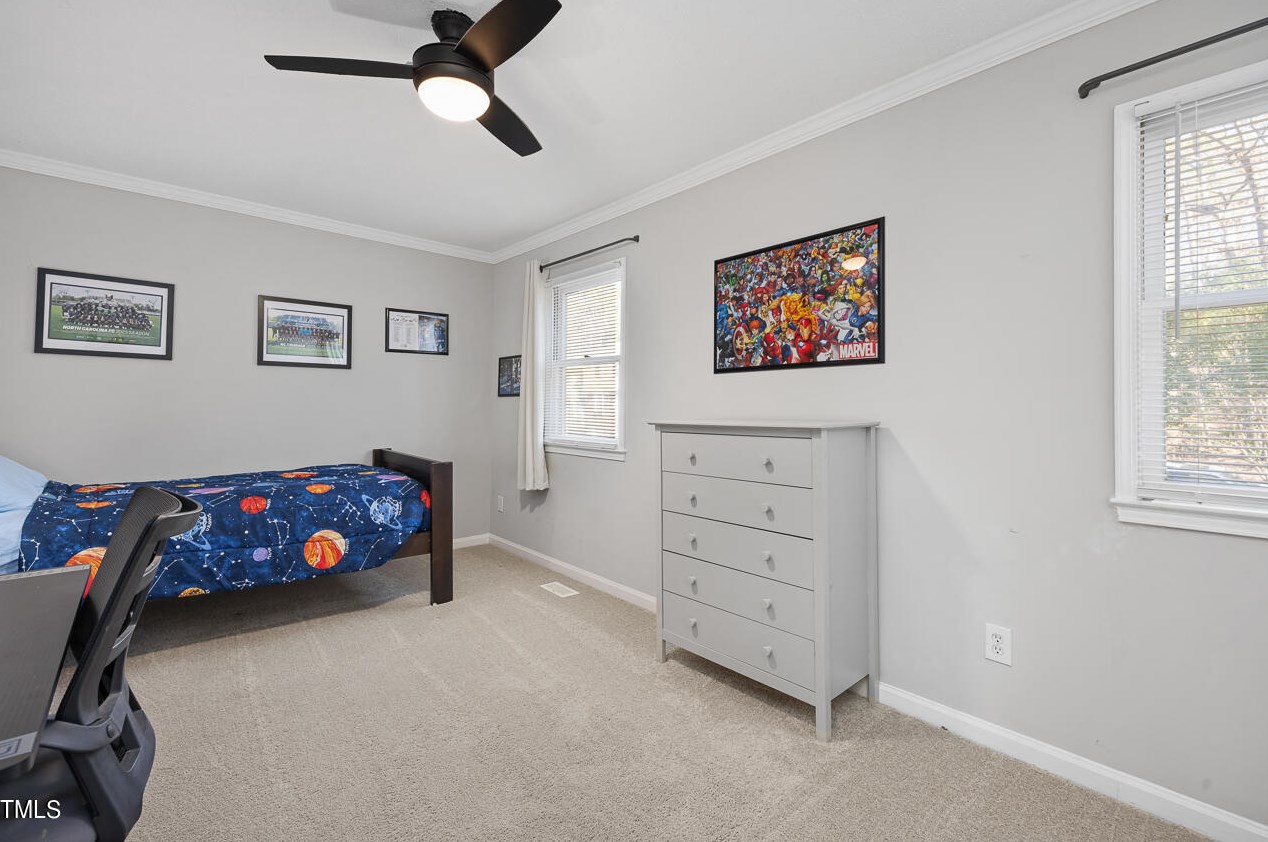 5919 Dixon Dr, Raleigh NC  27609-3639 exterior