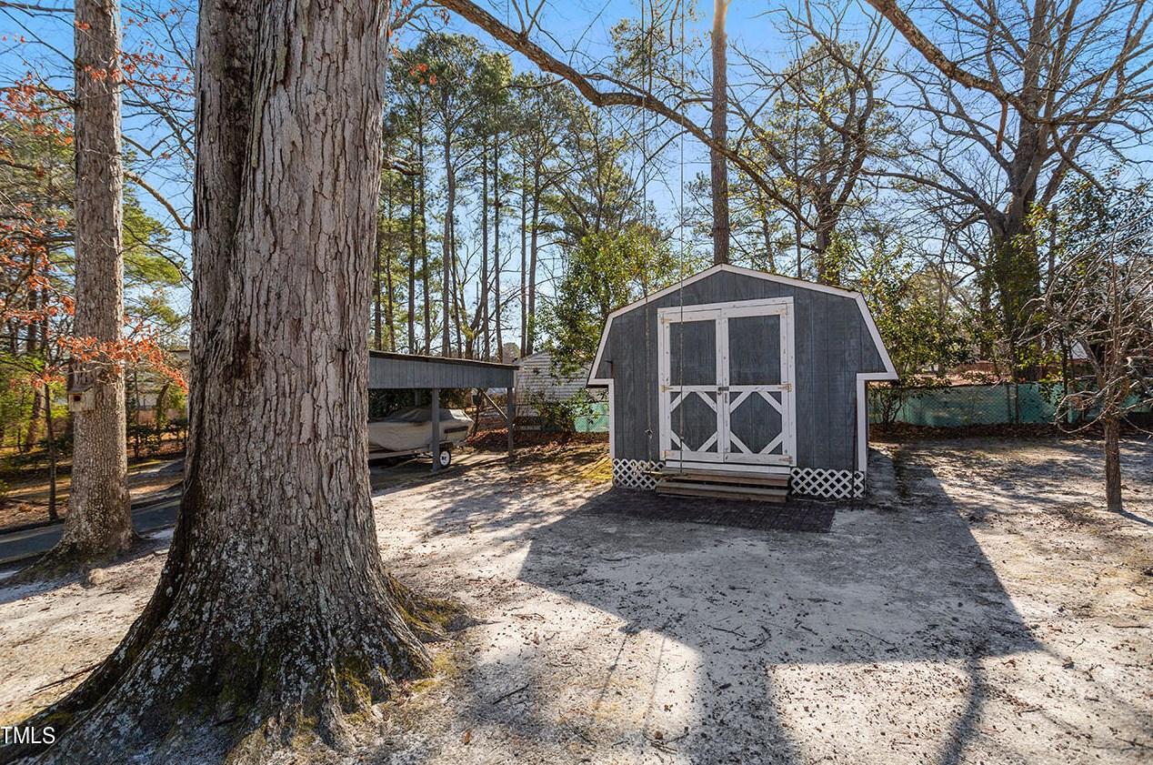 304 Glenola St, Fayetteville NC  28311-3262 exterior