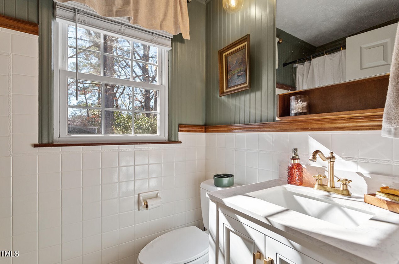 304 Glenola St, Fayetteville NC  28311-3262 exterior