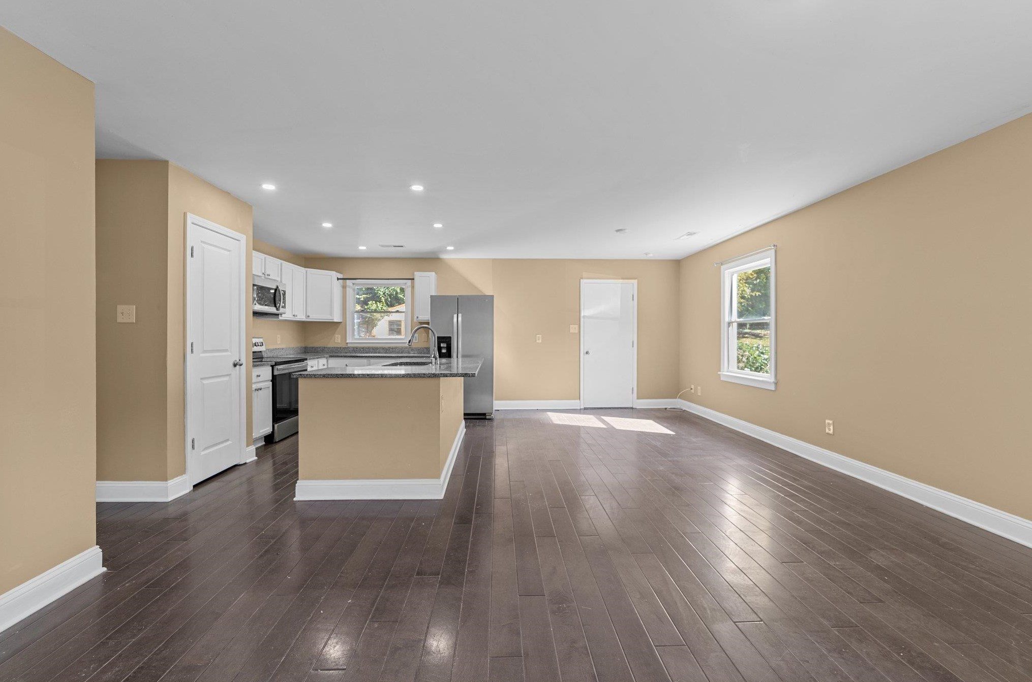 837 Dogwood Cir, High Point NC  27260-2522 exterior