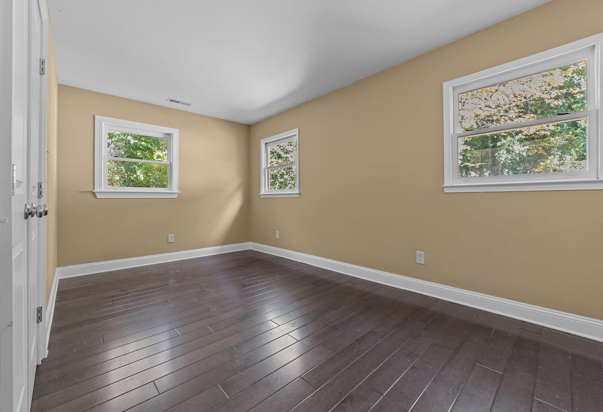 837 Dogwood Cir, High Point NC  27260-2522 exterior