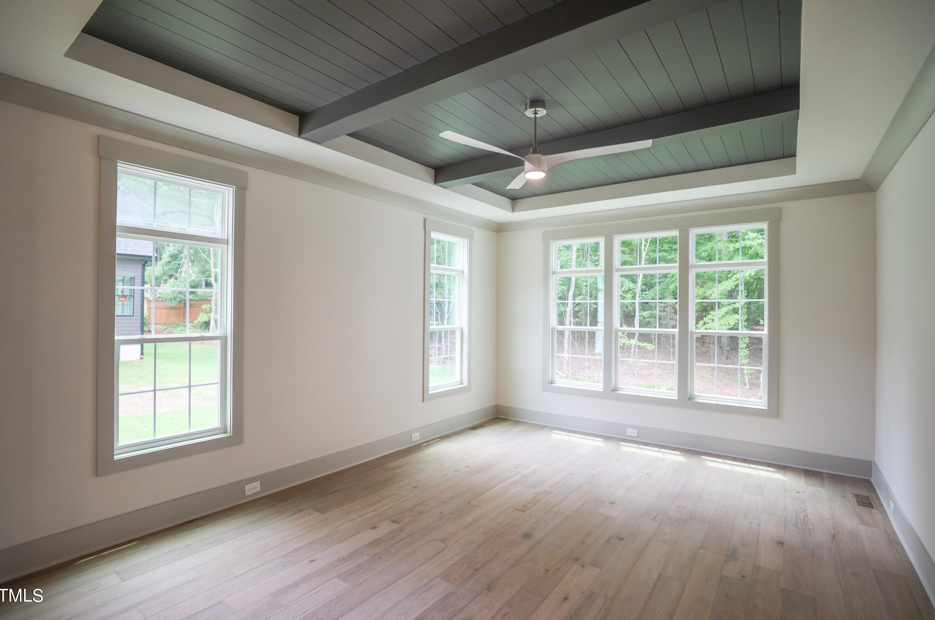 252 Lk Dr, Cary NC 27513-3103 exterior