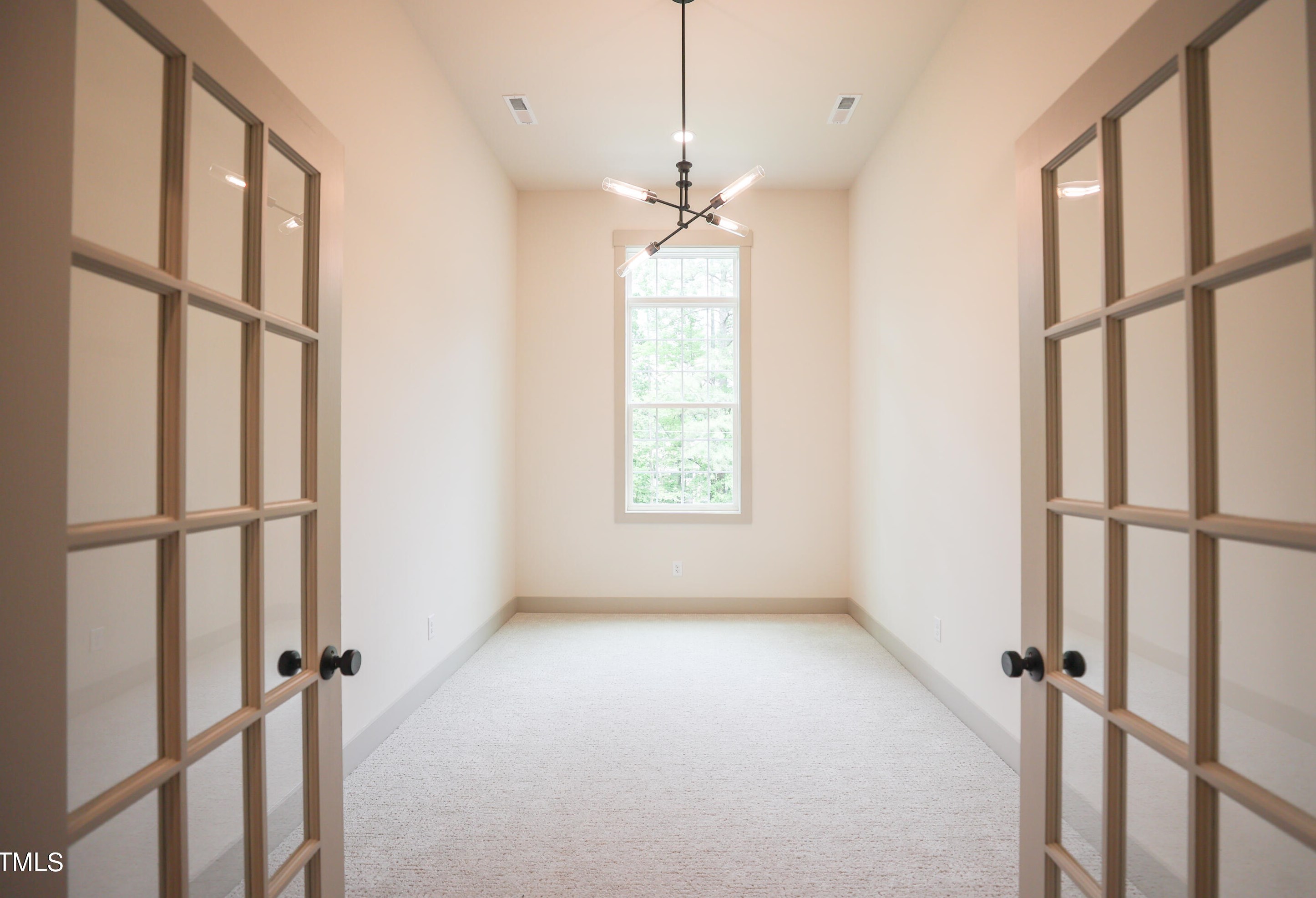 252 Lk Dr, Cary NC 27513-3103 exterior