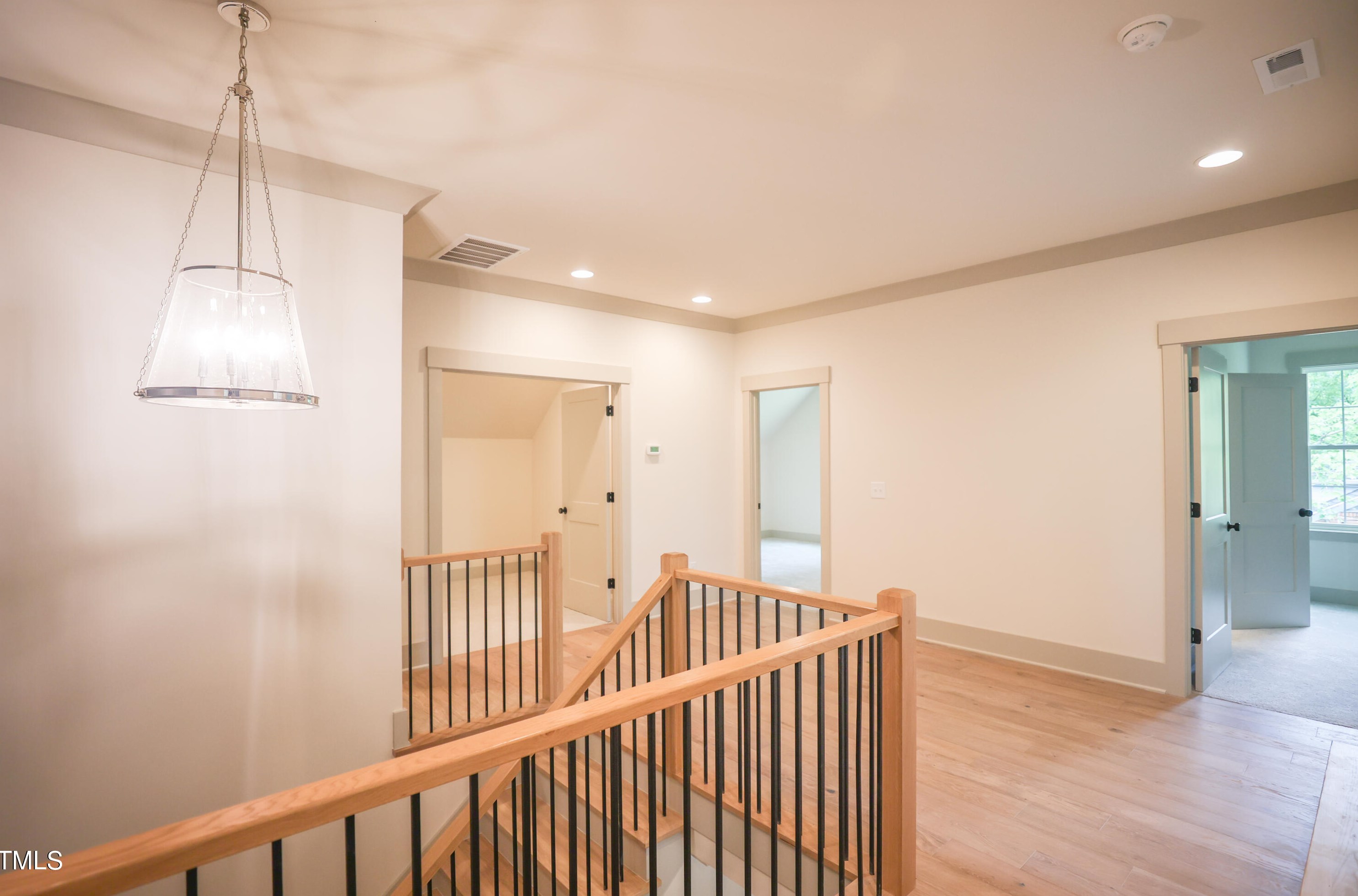 252 Lk Dr, Cary NC 27513-3103 exterior