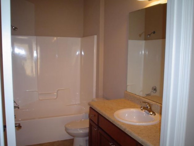 3722 Burt Dr, Raleigh NC  27606-6486 exterior