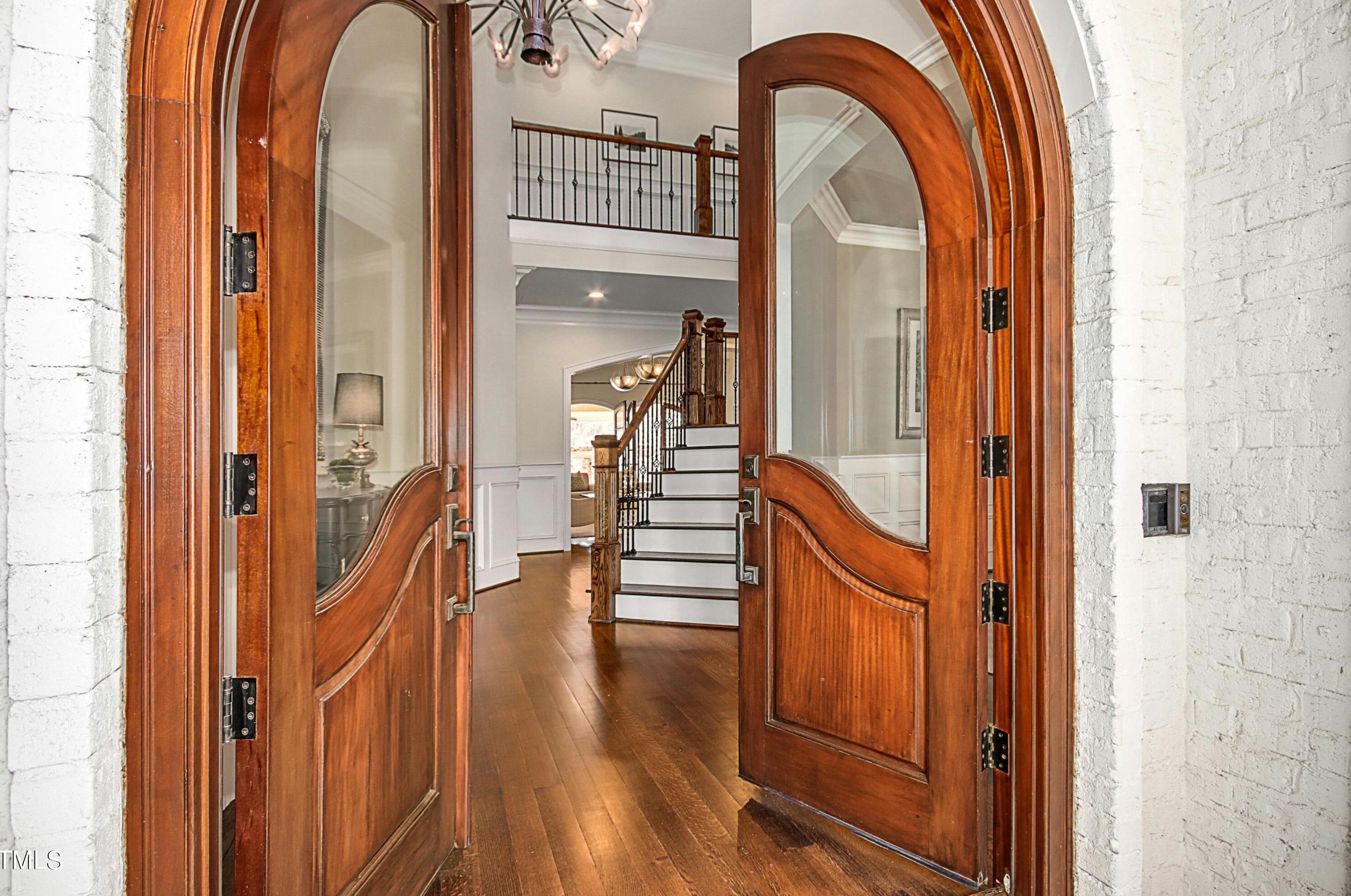2712 Anderson Dr, Raleigh NC  27608-1504 exterior