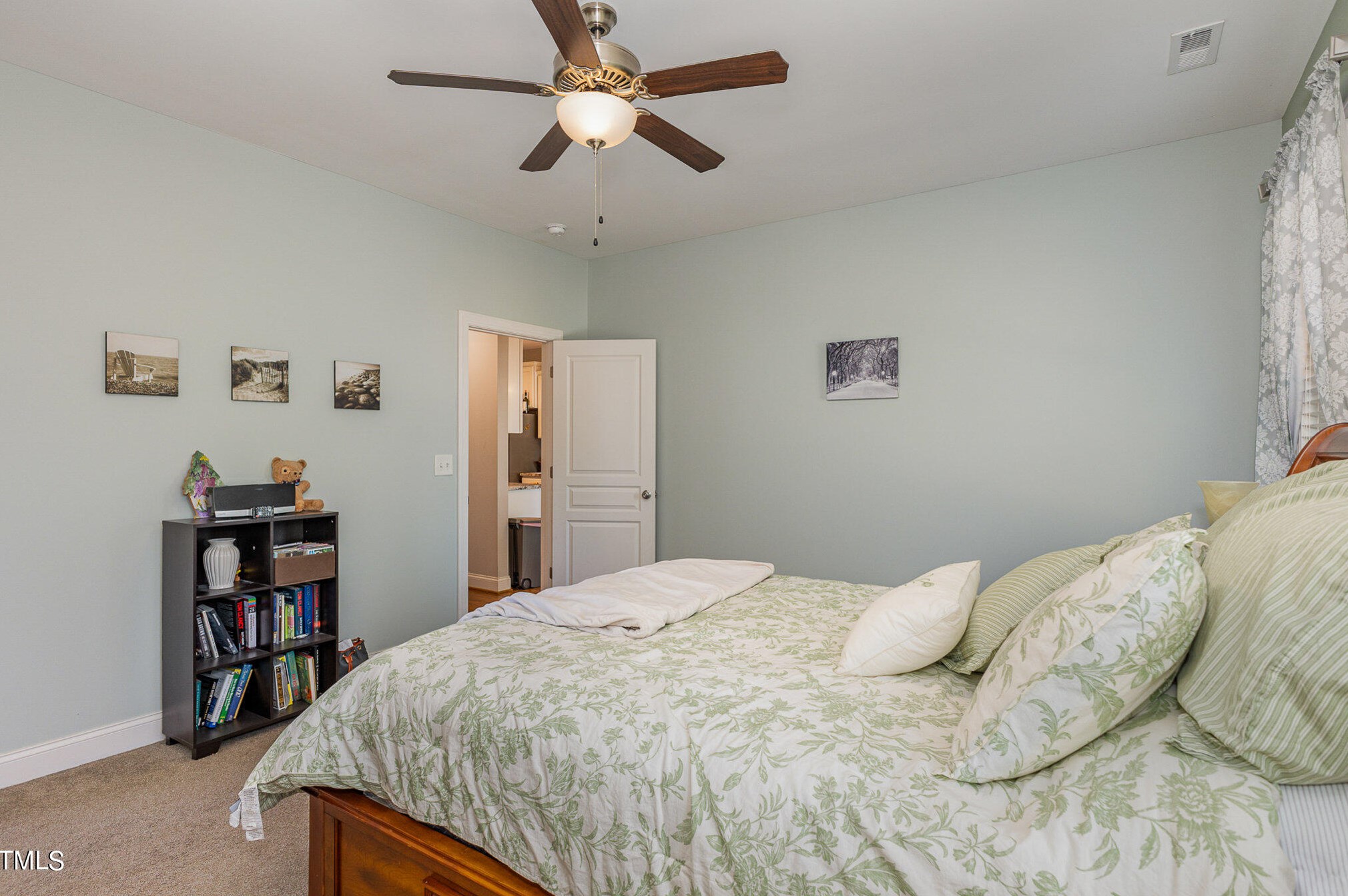 290 Paddy Ln, Youngsville NC  27596-8019 exterior