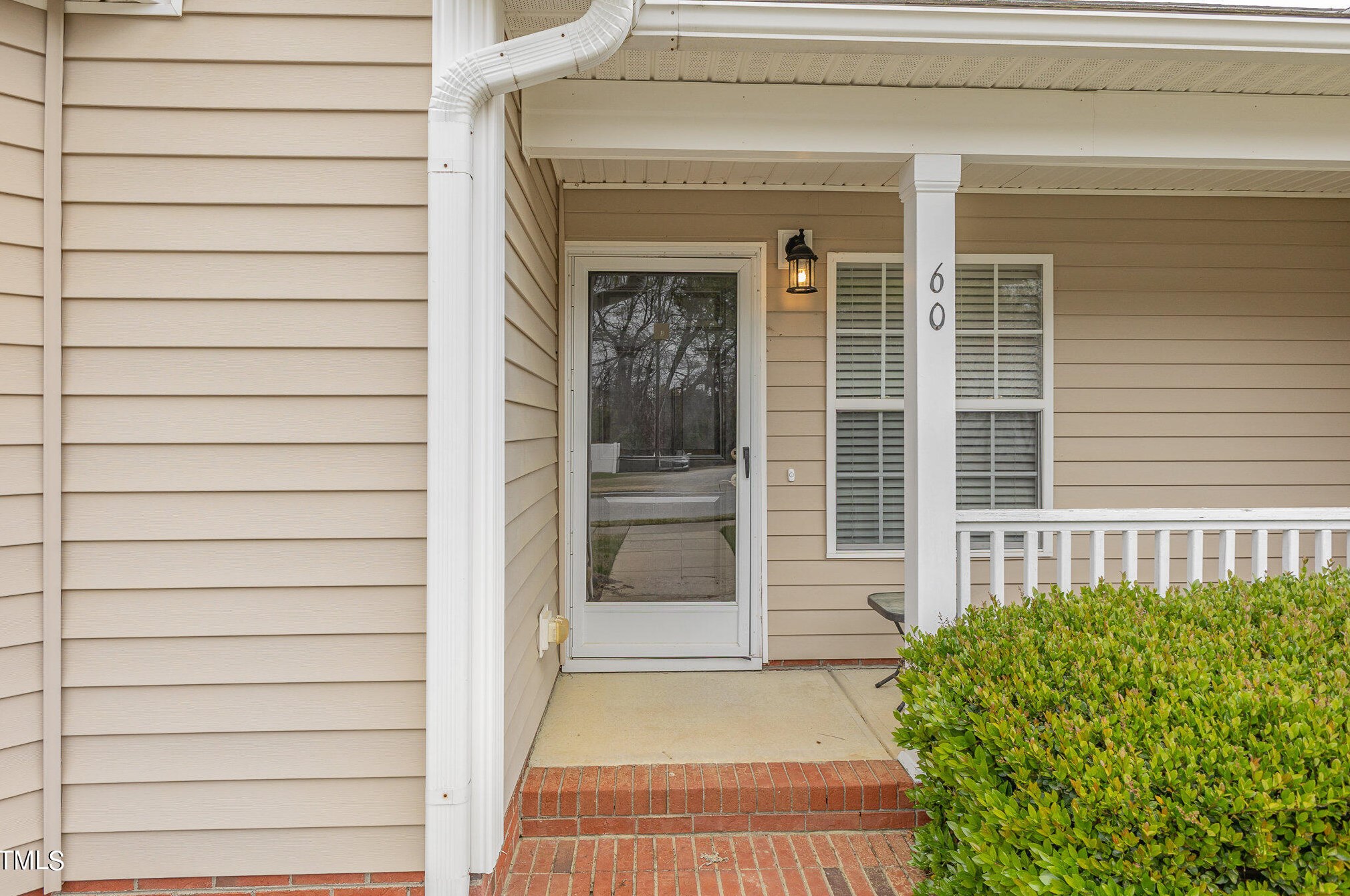 60 Moss Crk Dr, Clayton NC 27520-6925 exterior