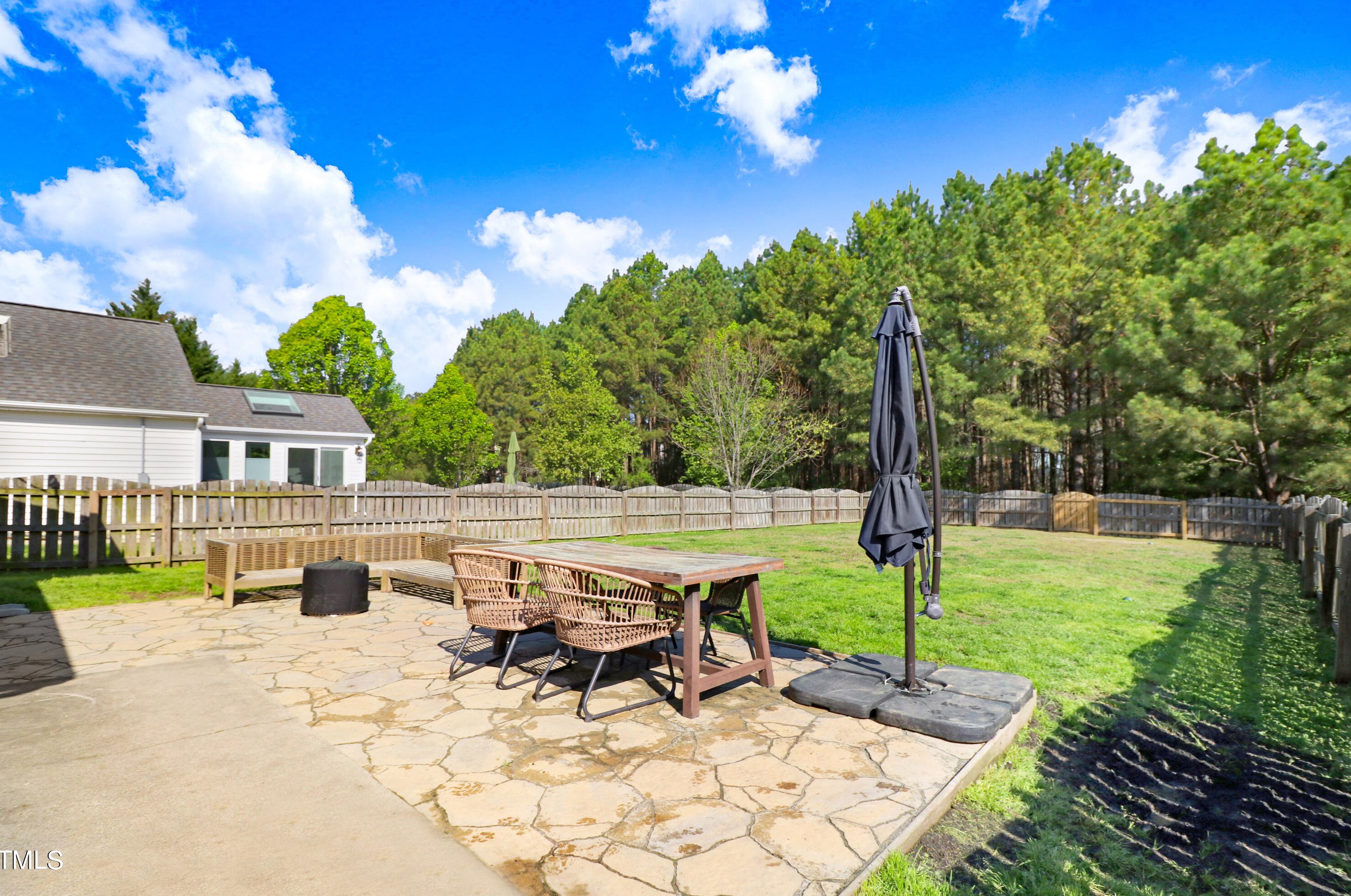 610 Edenberry Dr, Durham NC 27713-6533 exterior