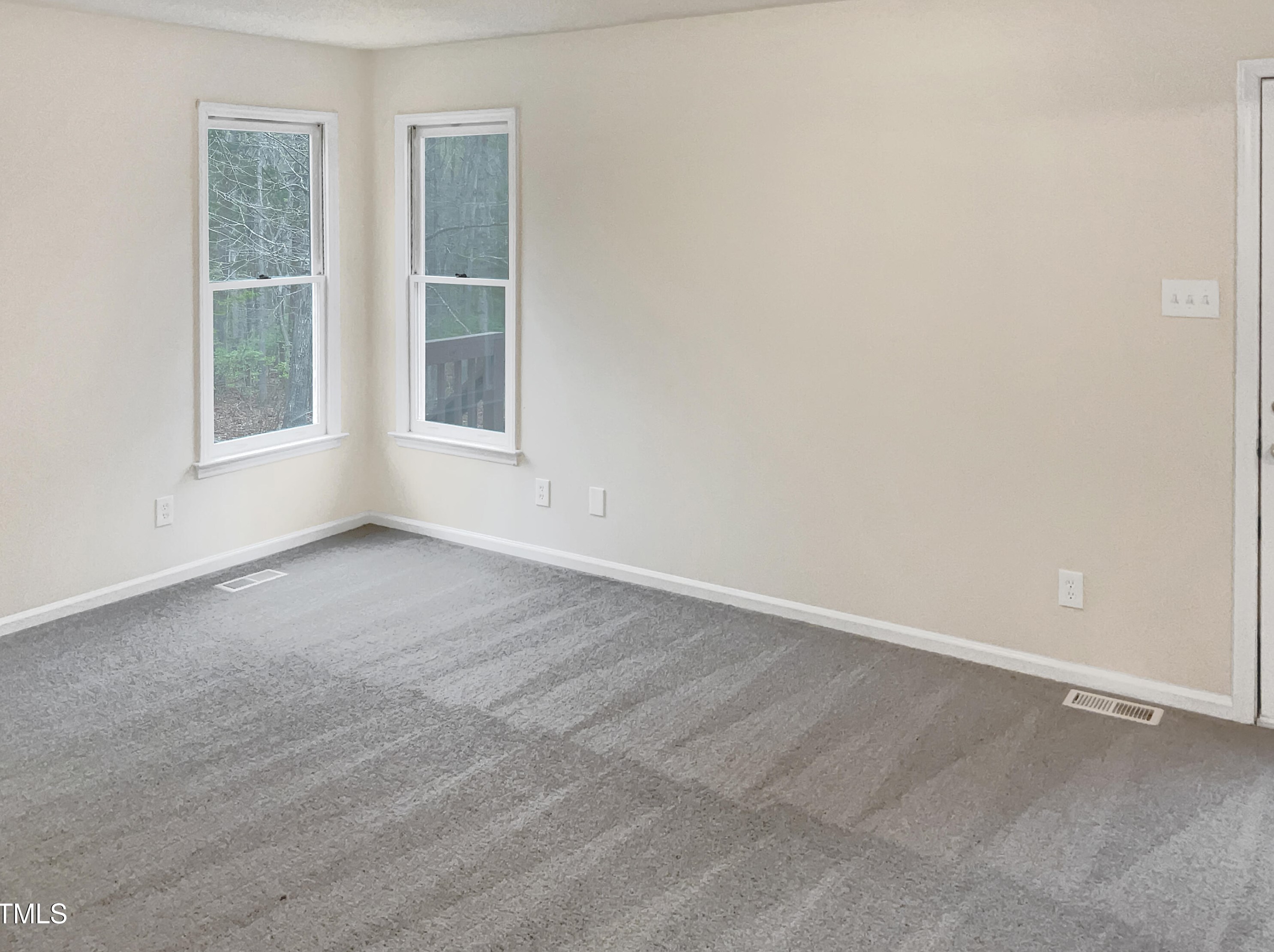 1107 Goldendale Dr, Durham NC  27703-2630 exterior