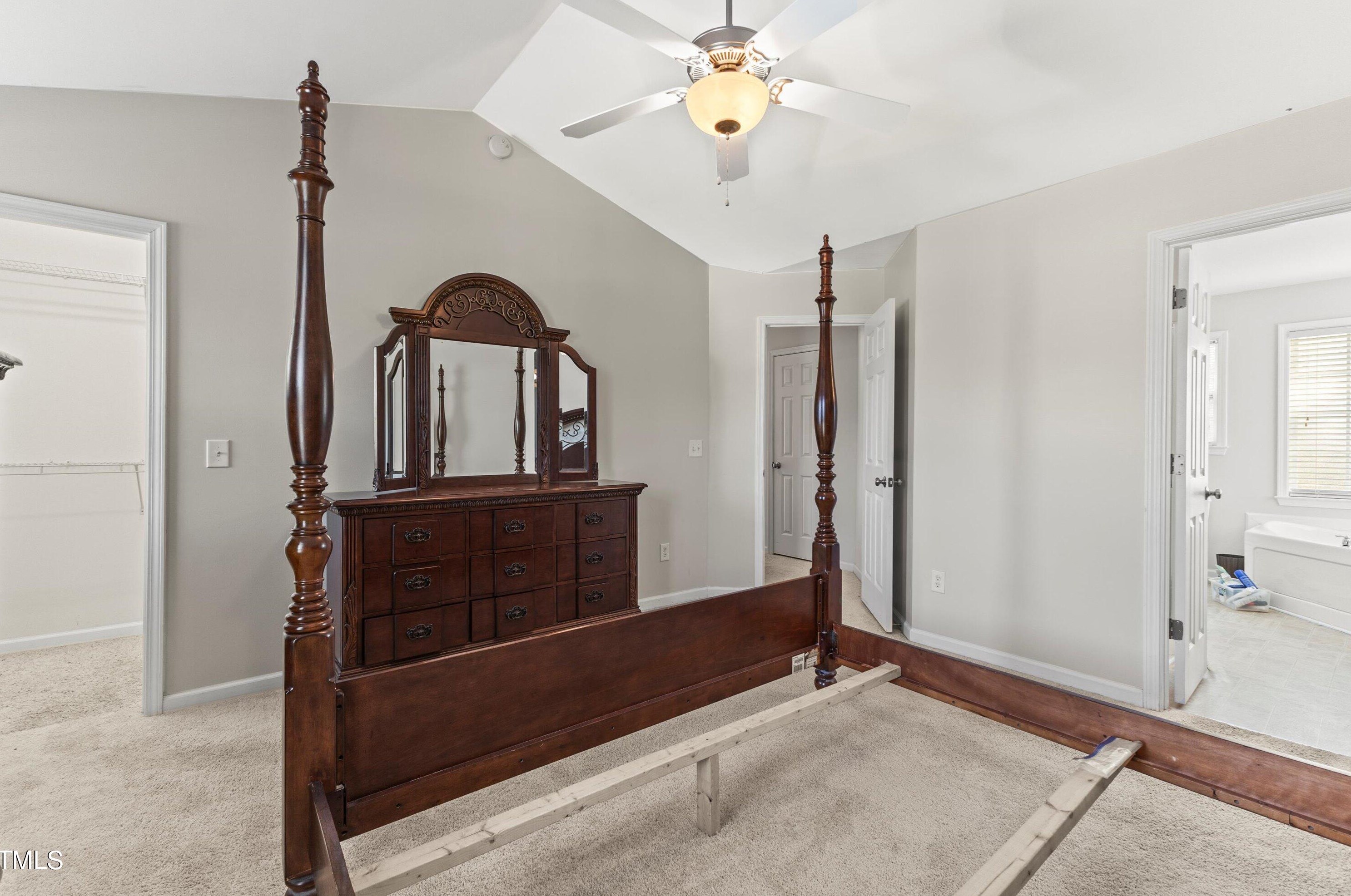 156 Meadow Loop Dr, Clayton NC 27527-9005 exterior