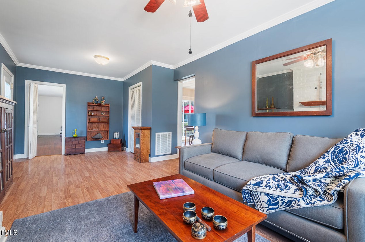 524 Carr St, Mebane NC  27302-2132 exterior