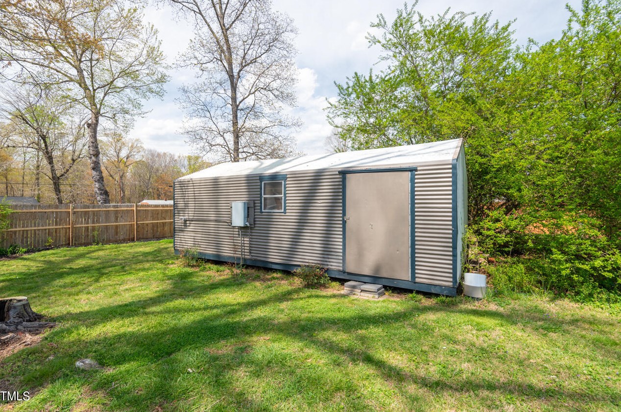 524 Carr St, Mebane NC  27302-2132 exterior