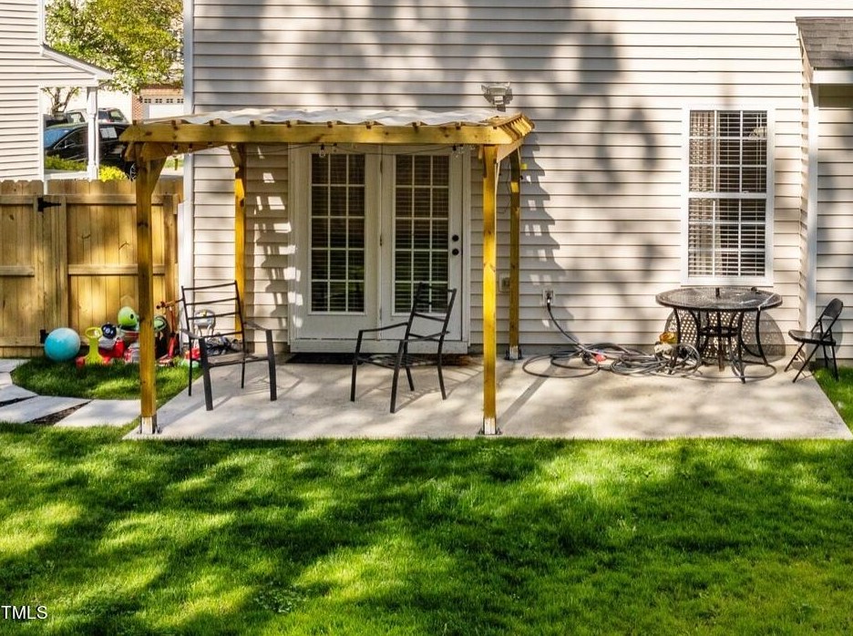 12304 Kendall Ridge Ct, Durham NC  27703-8540 exterior