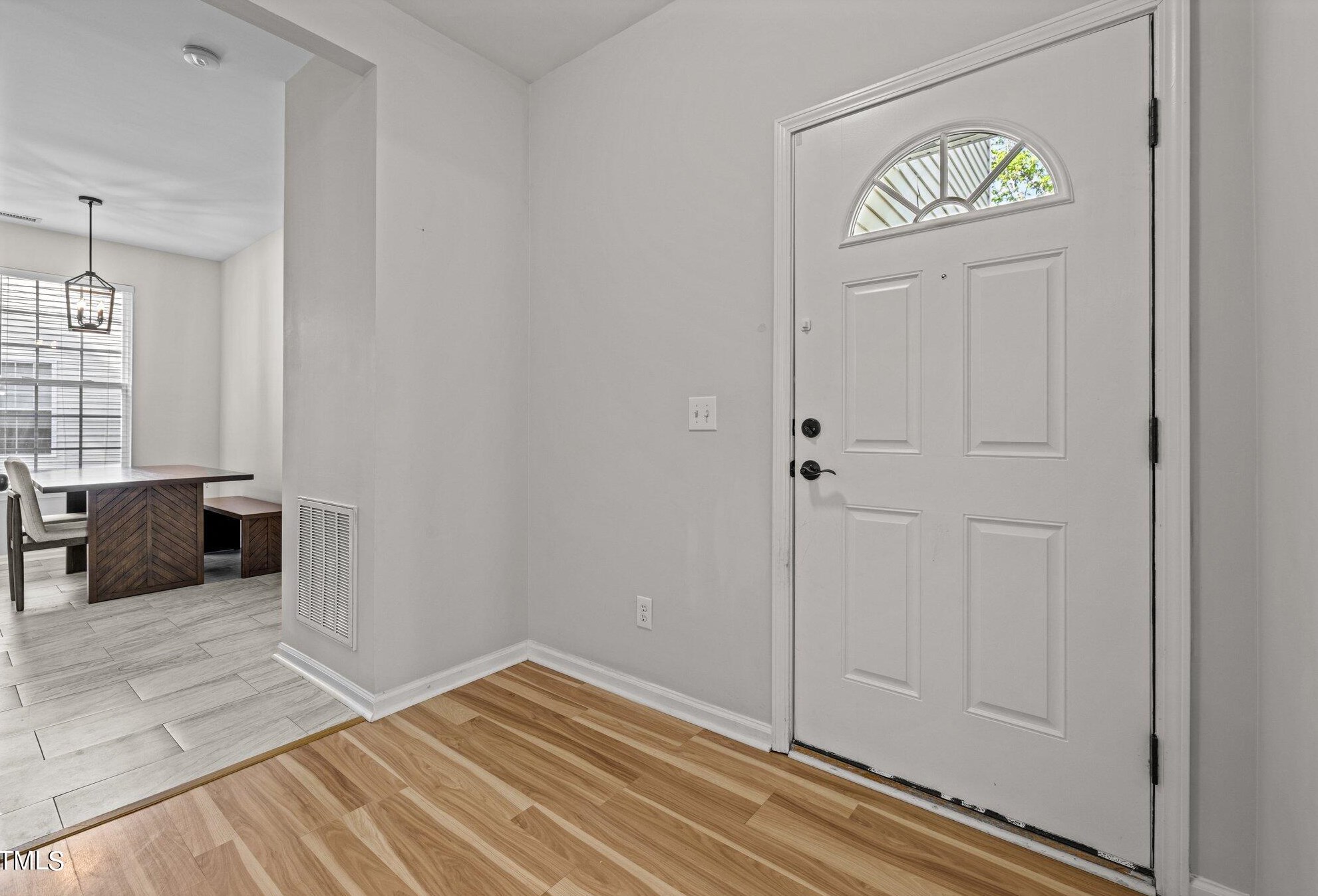 12304 Kendall Ridge Ct, Durham NC  27703-8540 exterior