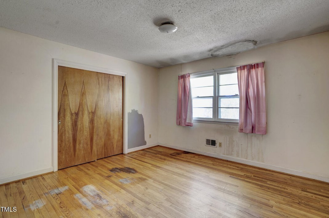 3506 Melrose Dr, Raleigh NC  27604-3812 exterior