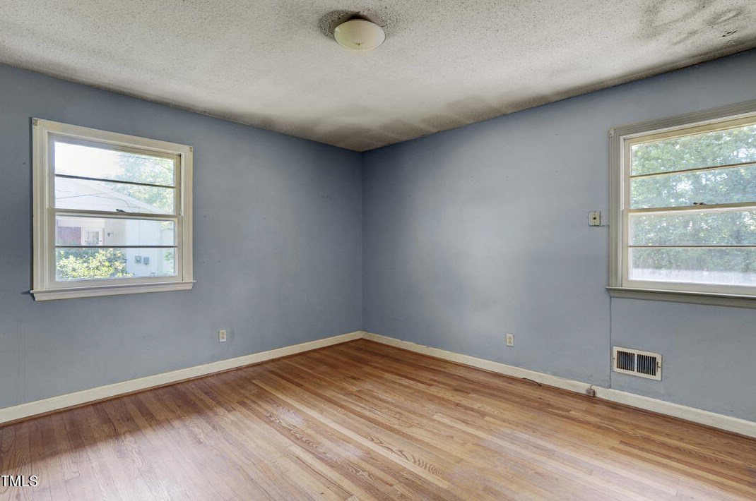 3506 Melrose Dr, Raleigh NC  27604-3812 exterior