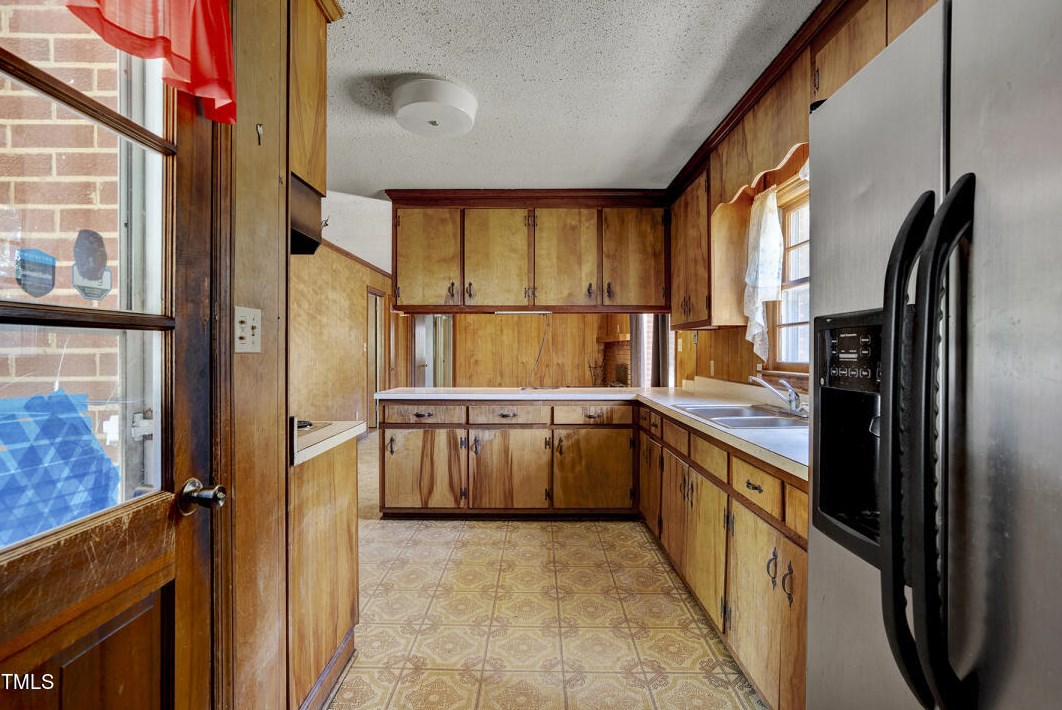 3506 Melrose Dr, Raleigh NC  27604-3812 exterior