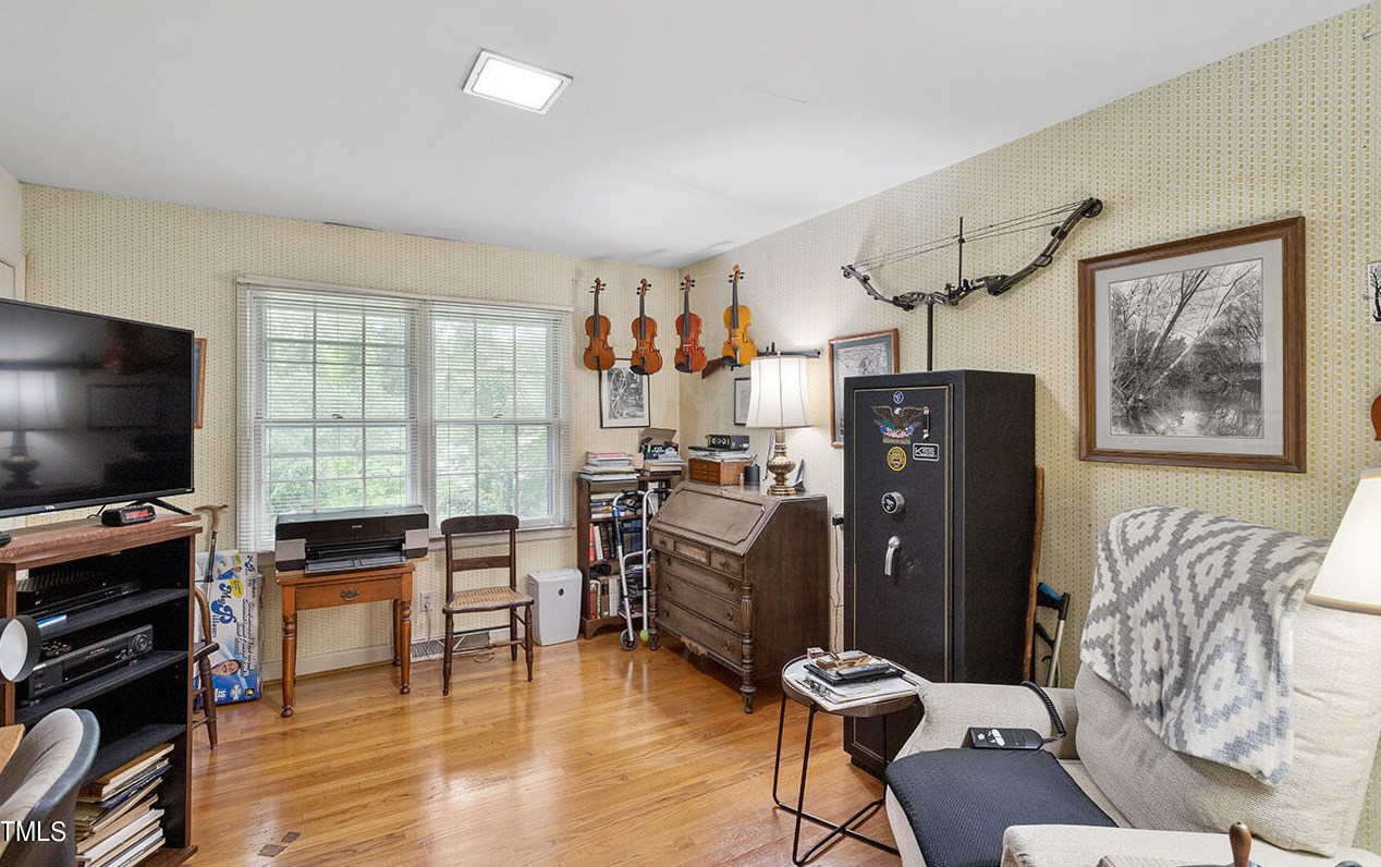 2220 Elmwood Ave, Durham NC 27707-1007 exterior