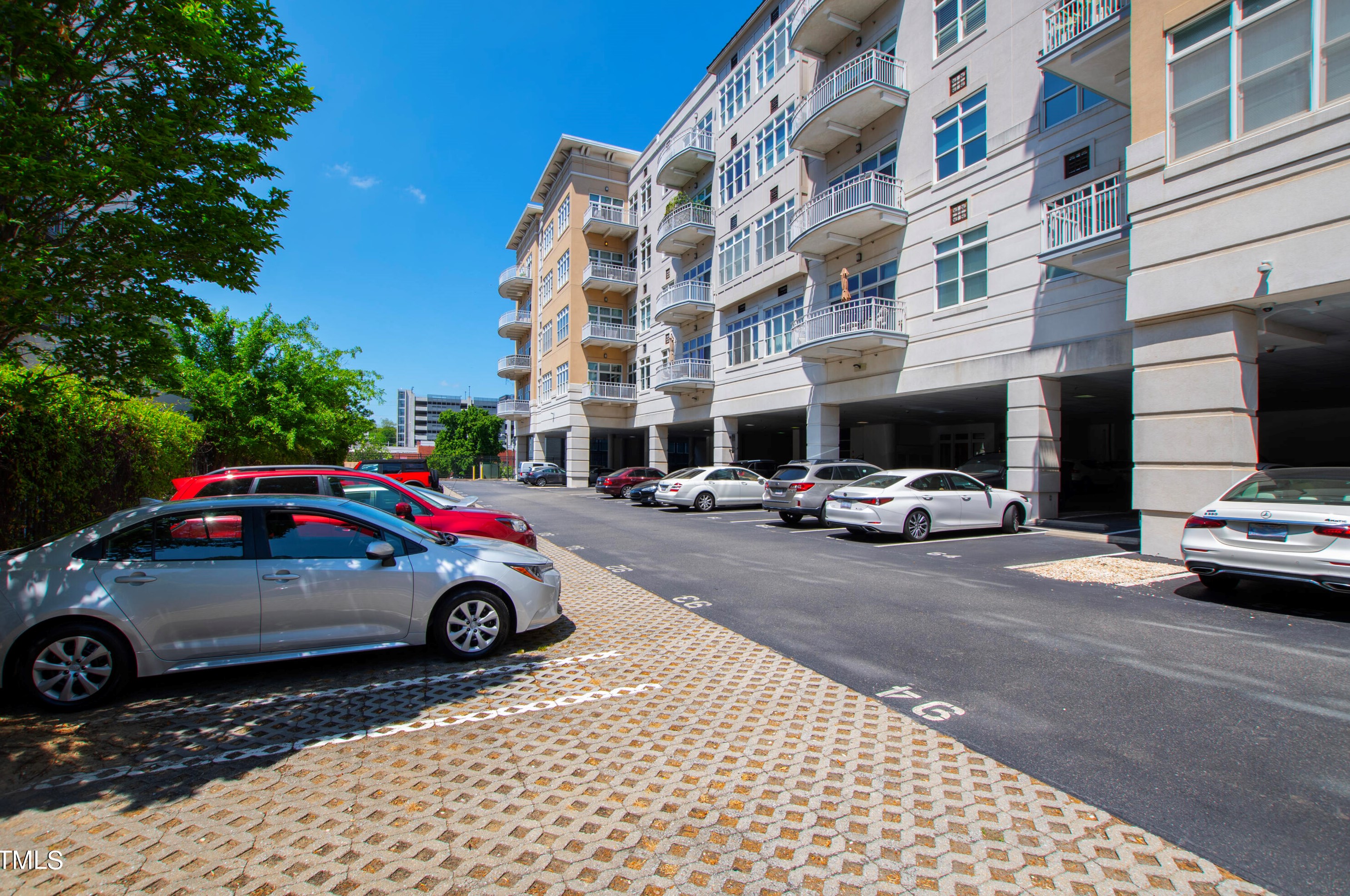 317 Morgan St, Raleigh NC  27601-1472 exterior