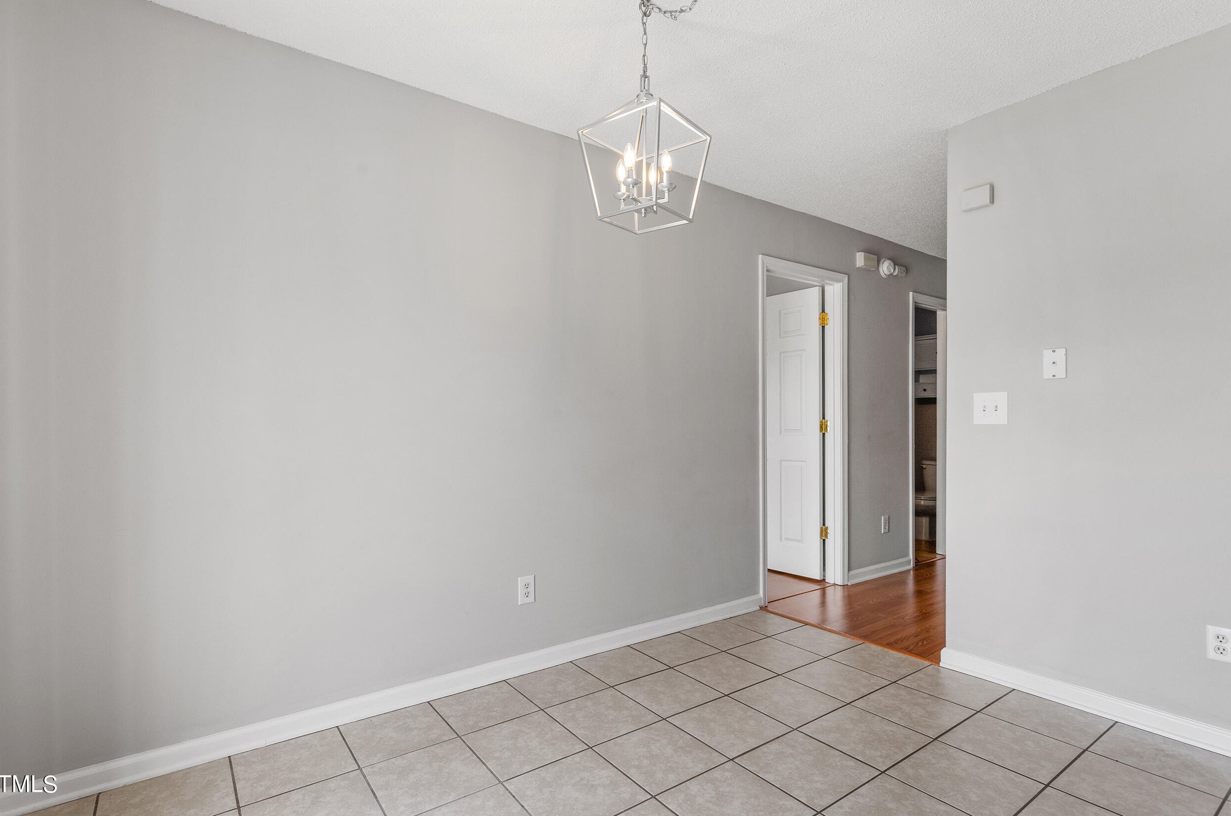 1 Kimbrough Ct, Durham NC 27703-2919 exterior