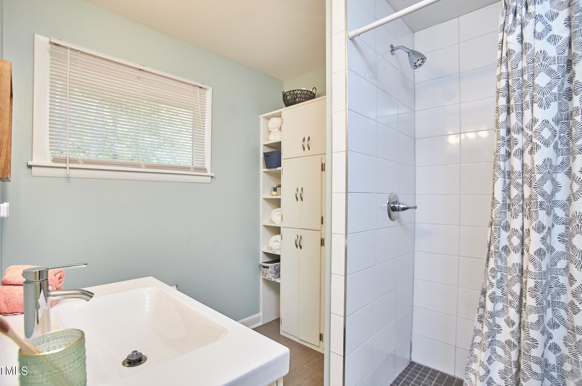 2728 Sevier St, Durham NC 27705-5744 exterior