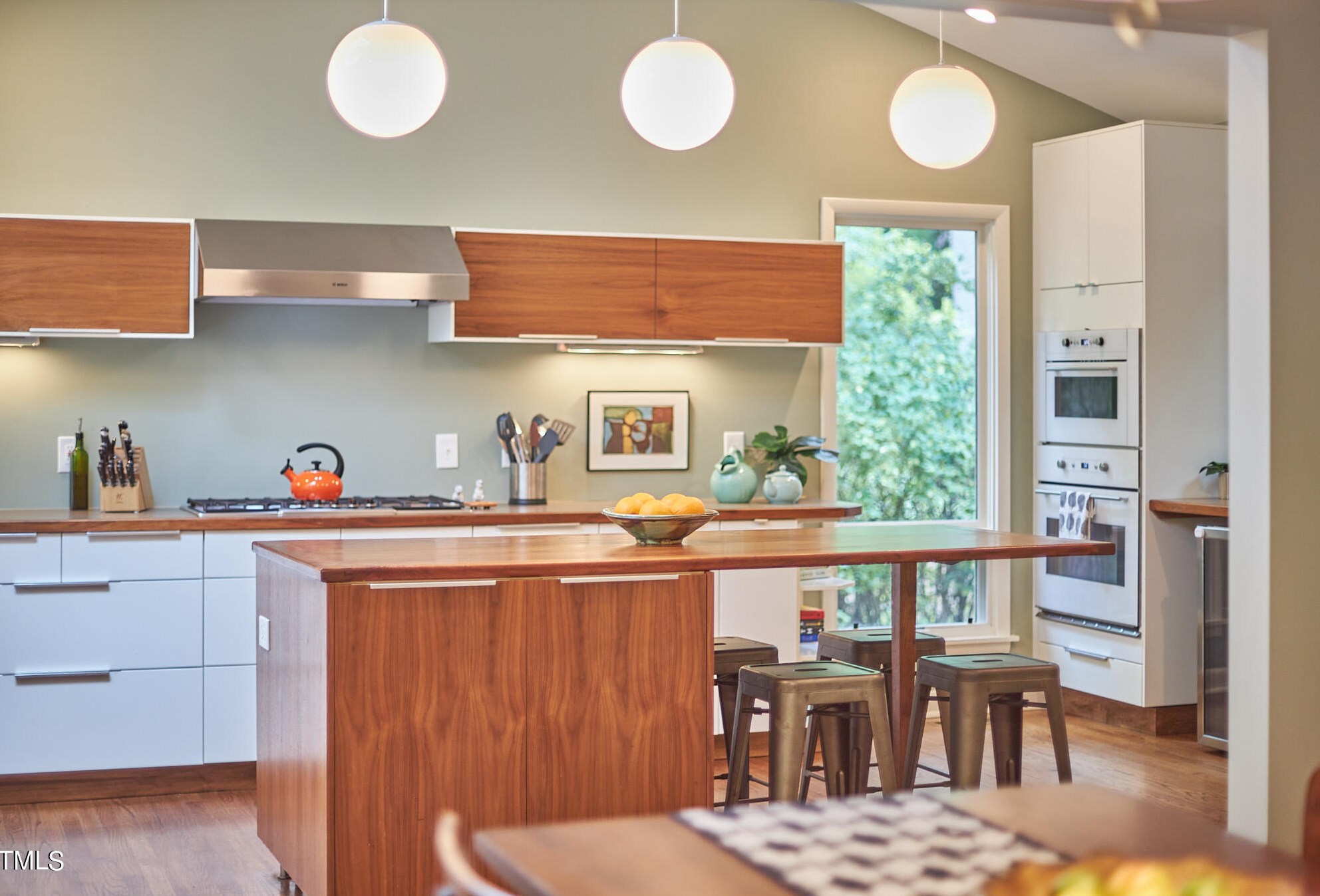 2728 Sevier St, Durham NC 27705-5744 exterior