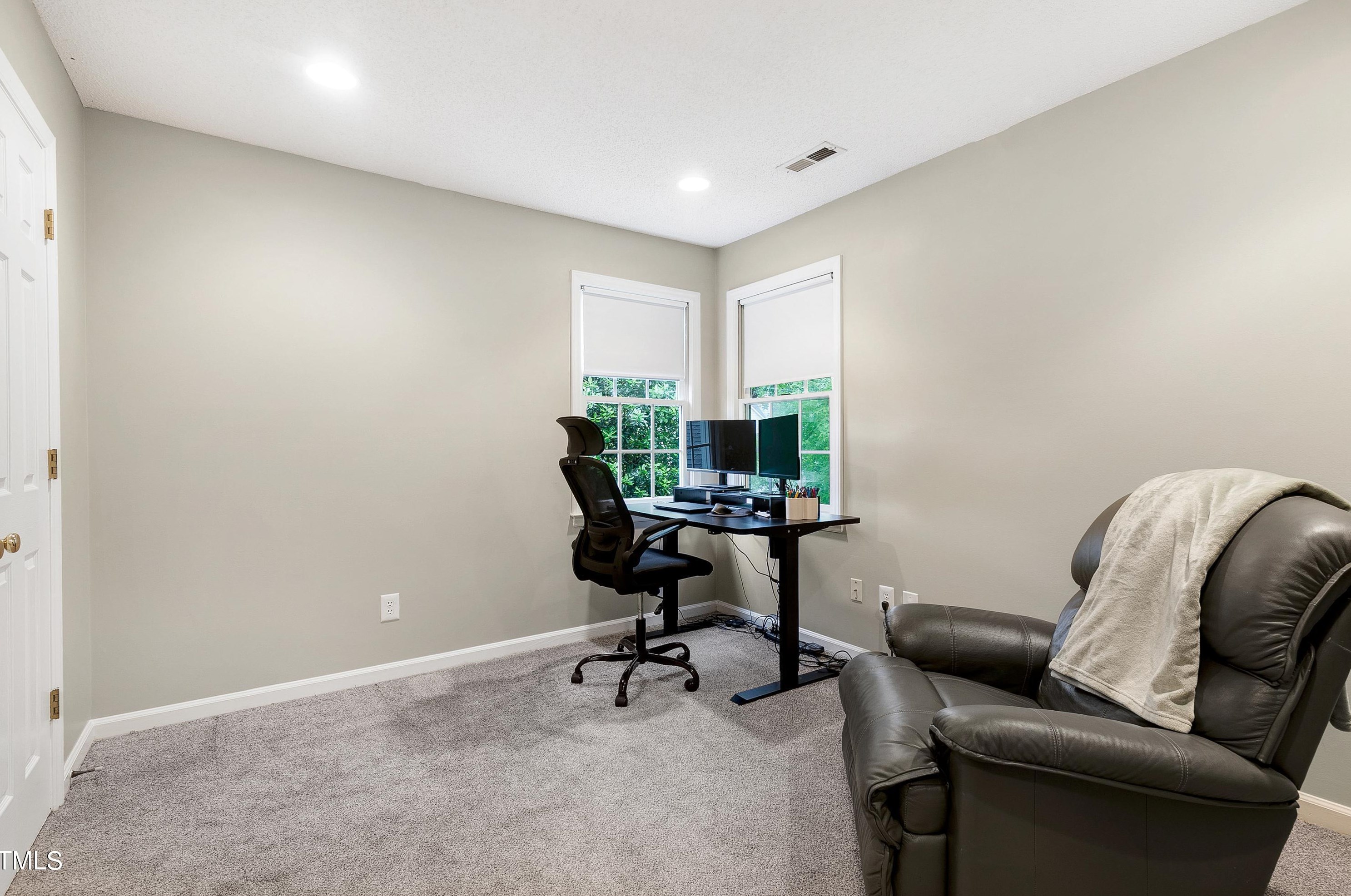 706 Bishopstone Dr, Durham NC 27705-2388 exterior