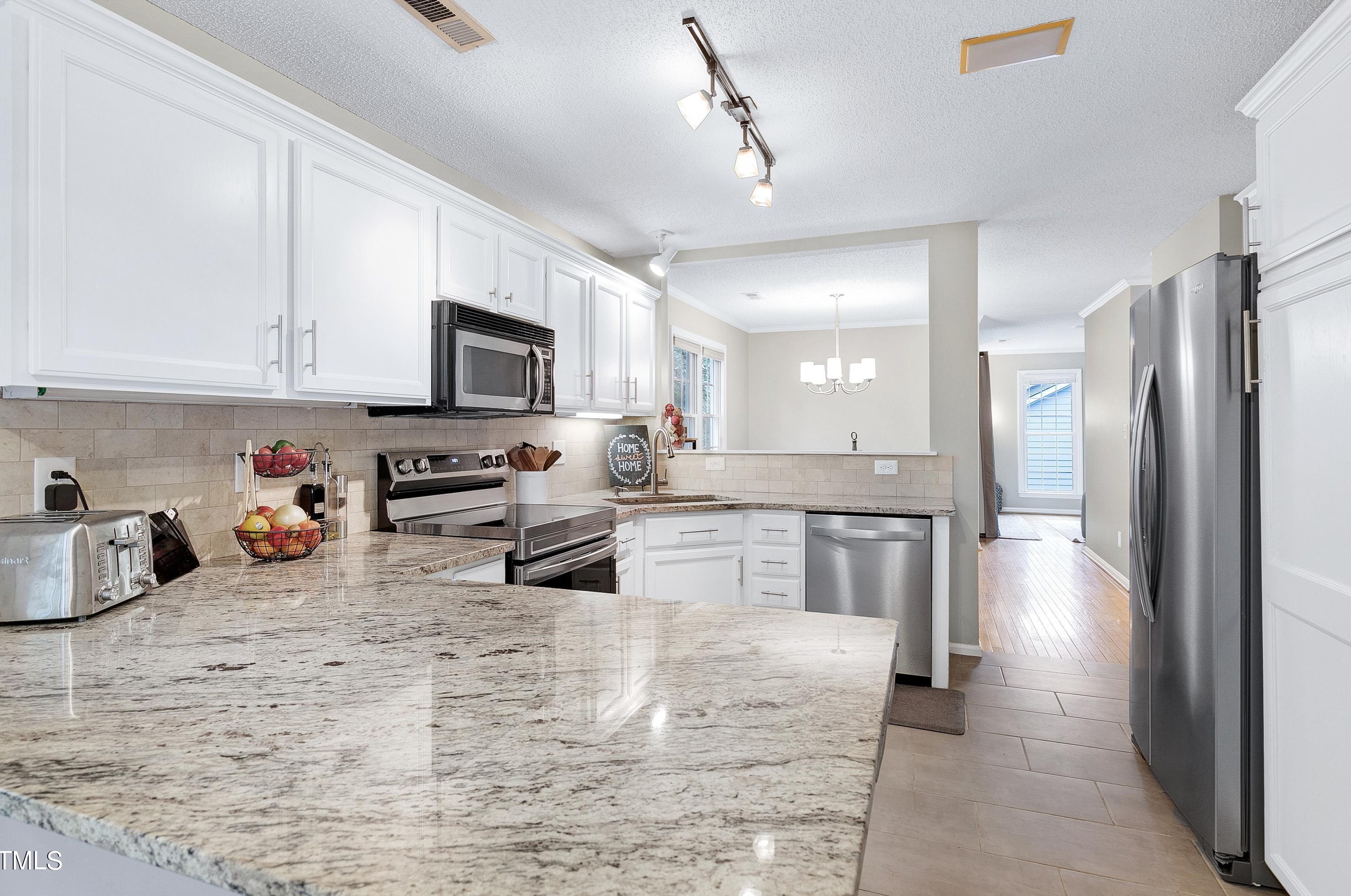 706 Bishopstone Dr, Durham NC 27705-2388 exterior