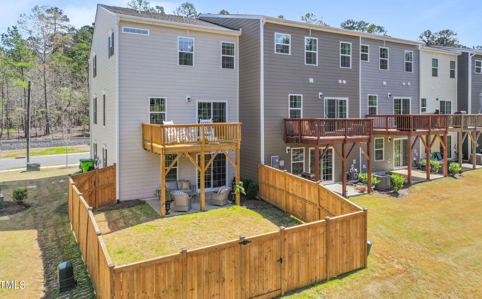 4724 Randall Rd, Durham NC 27707-9727 exterior