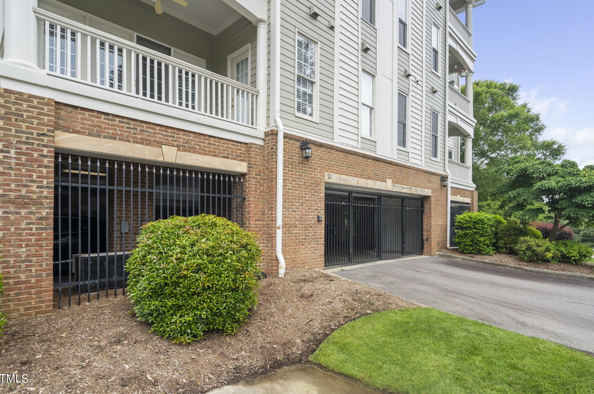 1031 Kelton Cottage Way, Cary NC  27560-7031 exterior