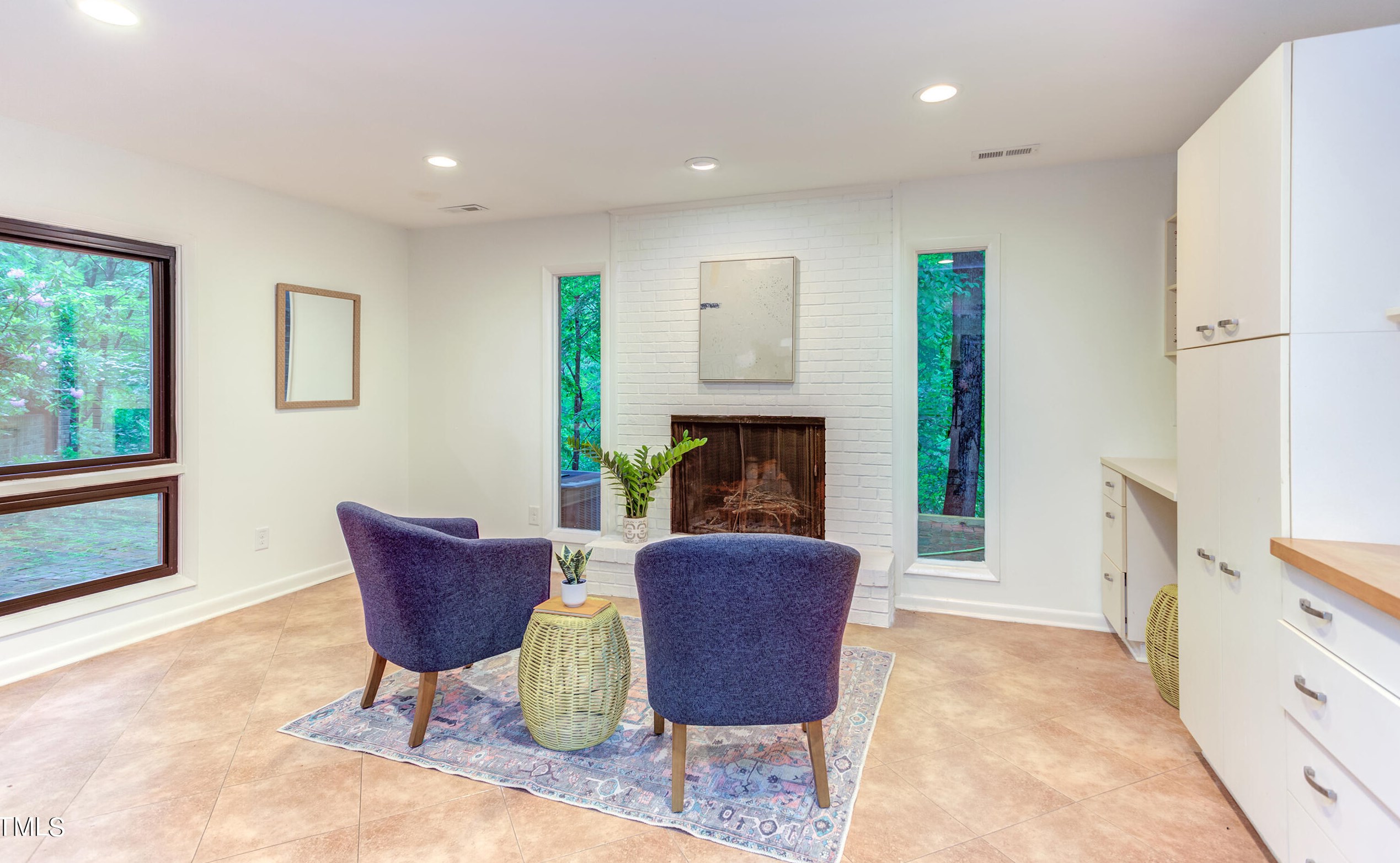 616 Beechtree Ct, Chapel Hill NC 27514-6702 exterior