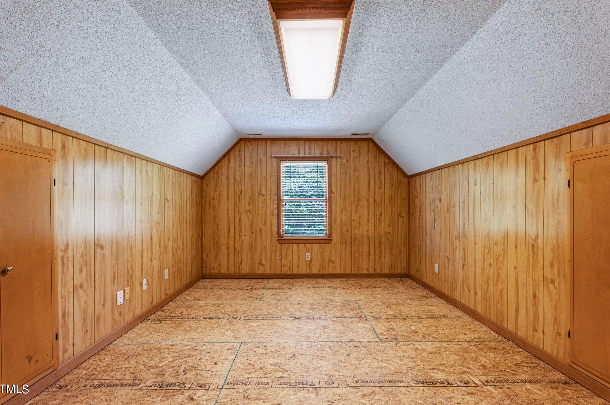 1019 Swift Creek Dr, Clayton NC 27520-9810 exterior