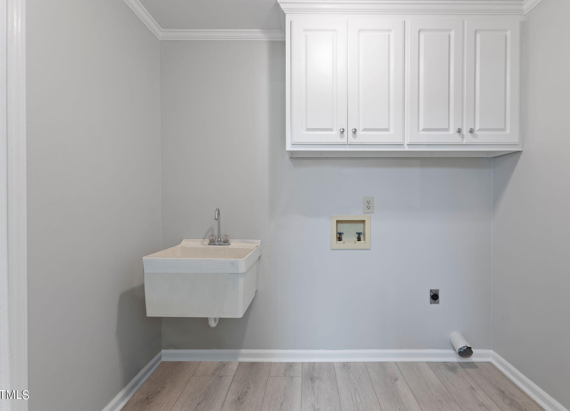 1019 Swift Creek Dr, Clayton NC 27520-9810 exterior