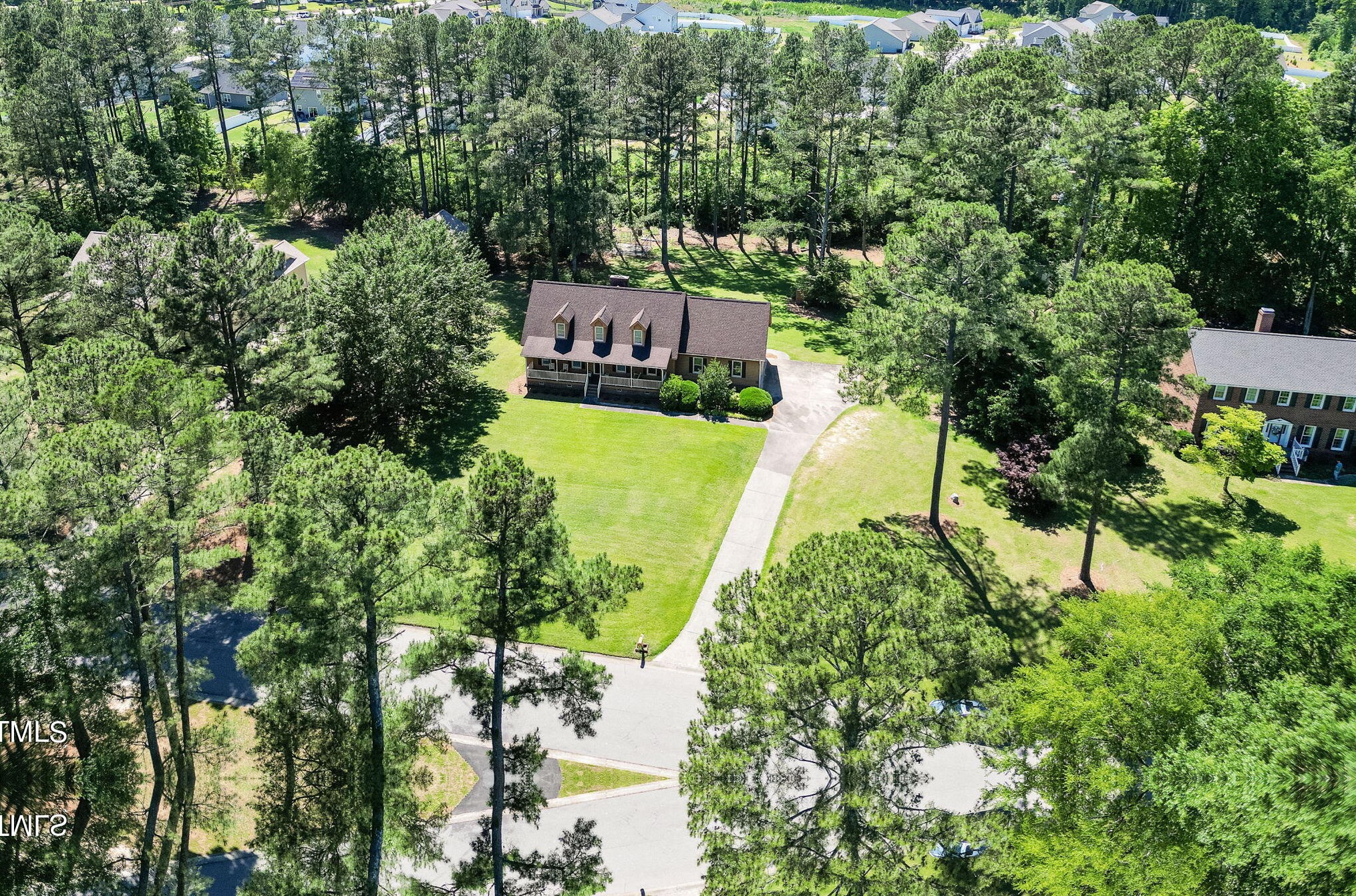 1019 Swift Creek Dr, Clayton NC 27520-9810 exterior