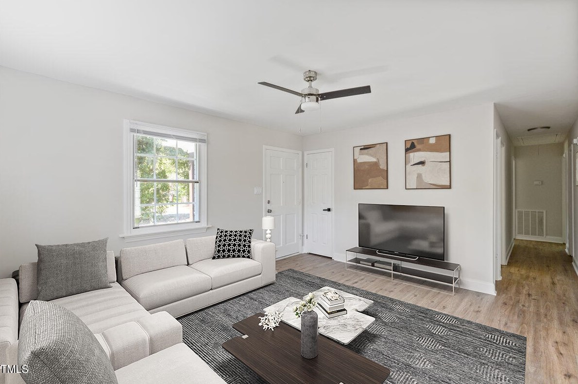 3032 Rosebriar Dr, Durham NC  27705-1522 exterior