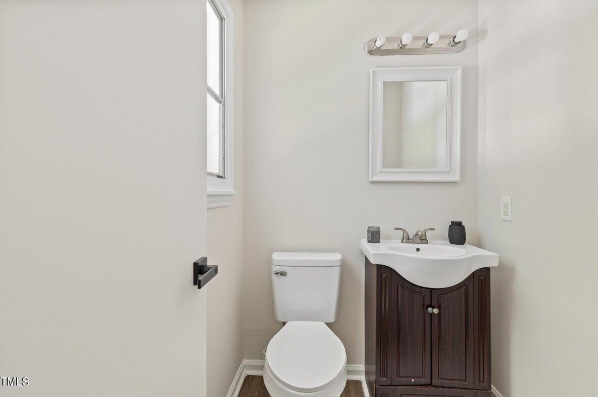 3032 Rosebriar Dr, Durham NC  27705-1522 exterior