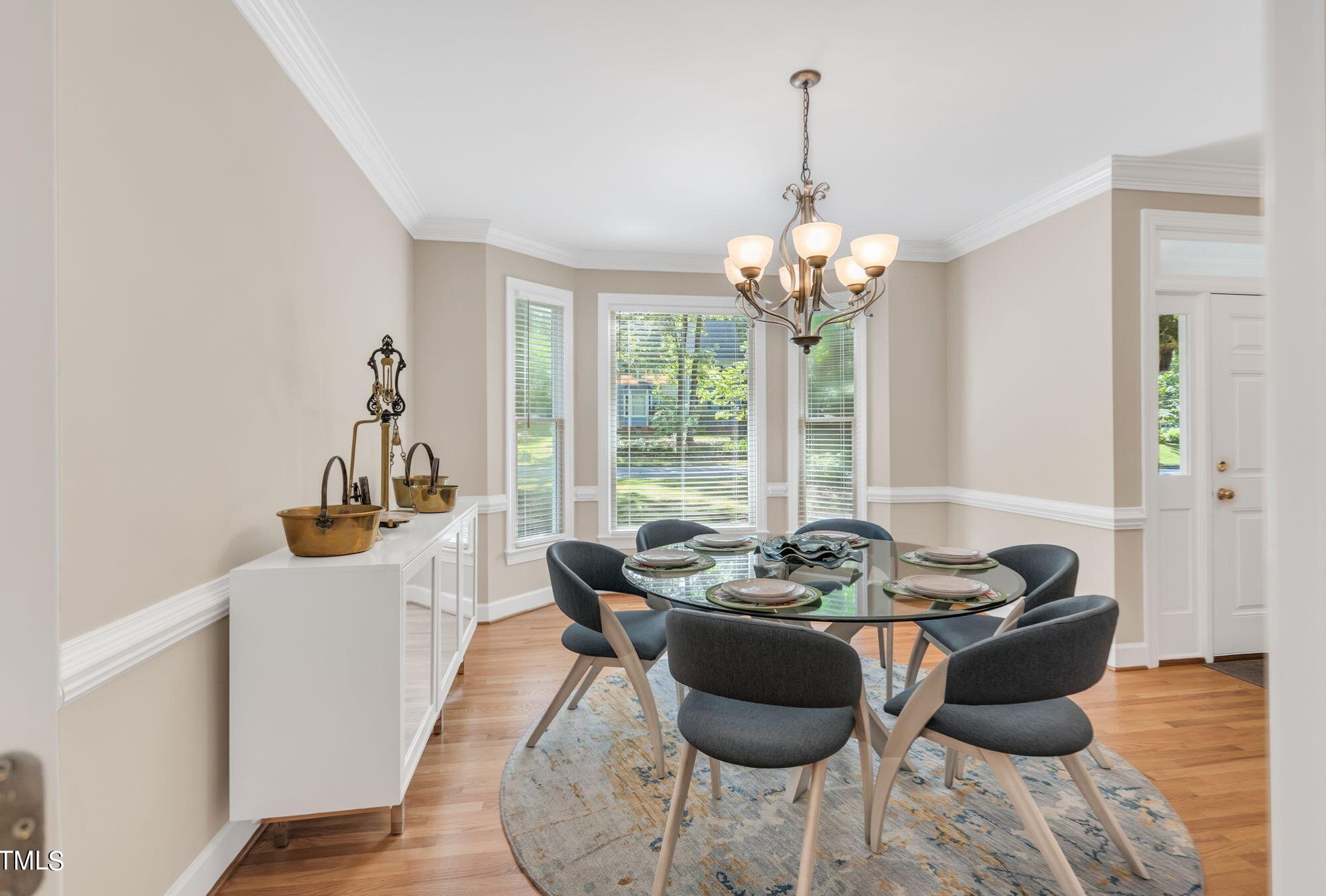 204 Stratford Dr, Chapel Hill NC exterior