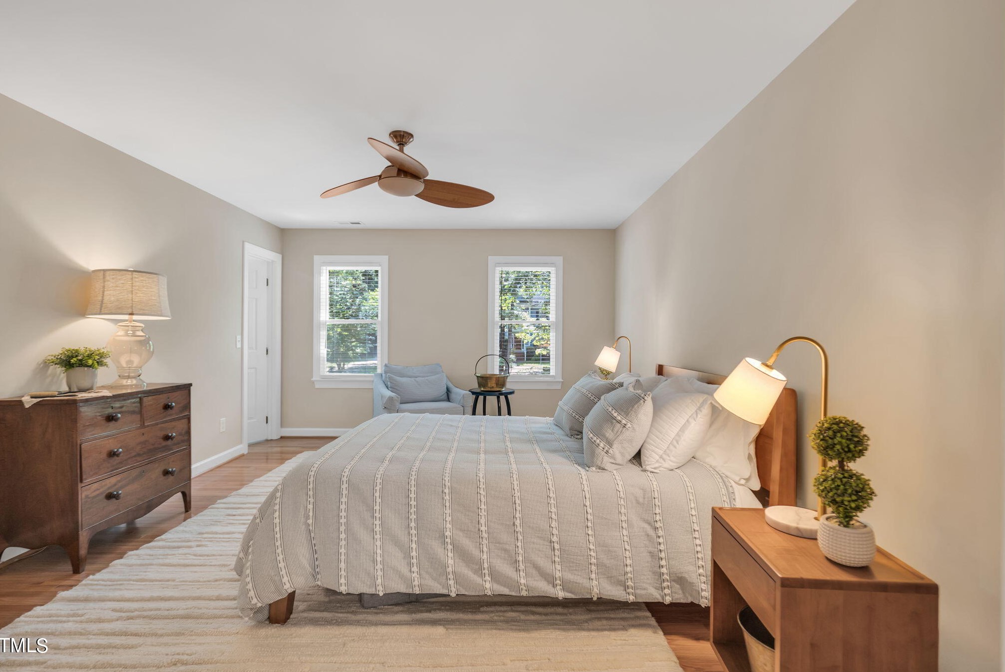 204 Stratford Dr, Chapel Hill NC exterior