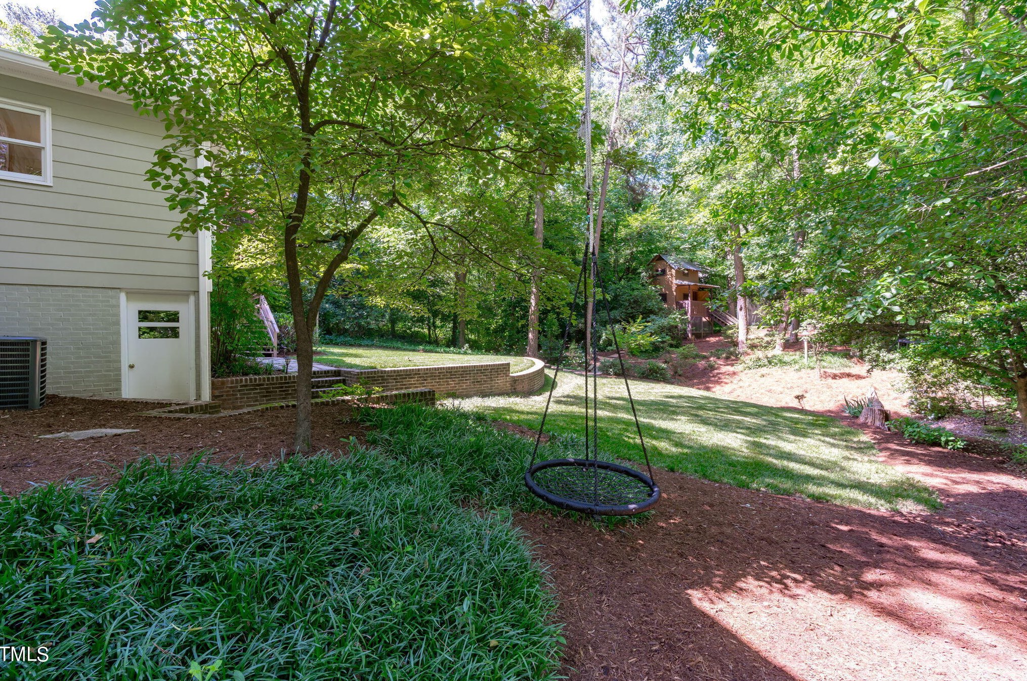 64 Kimberly Dr, Durham NC  27707-5418 exterior