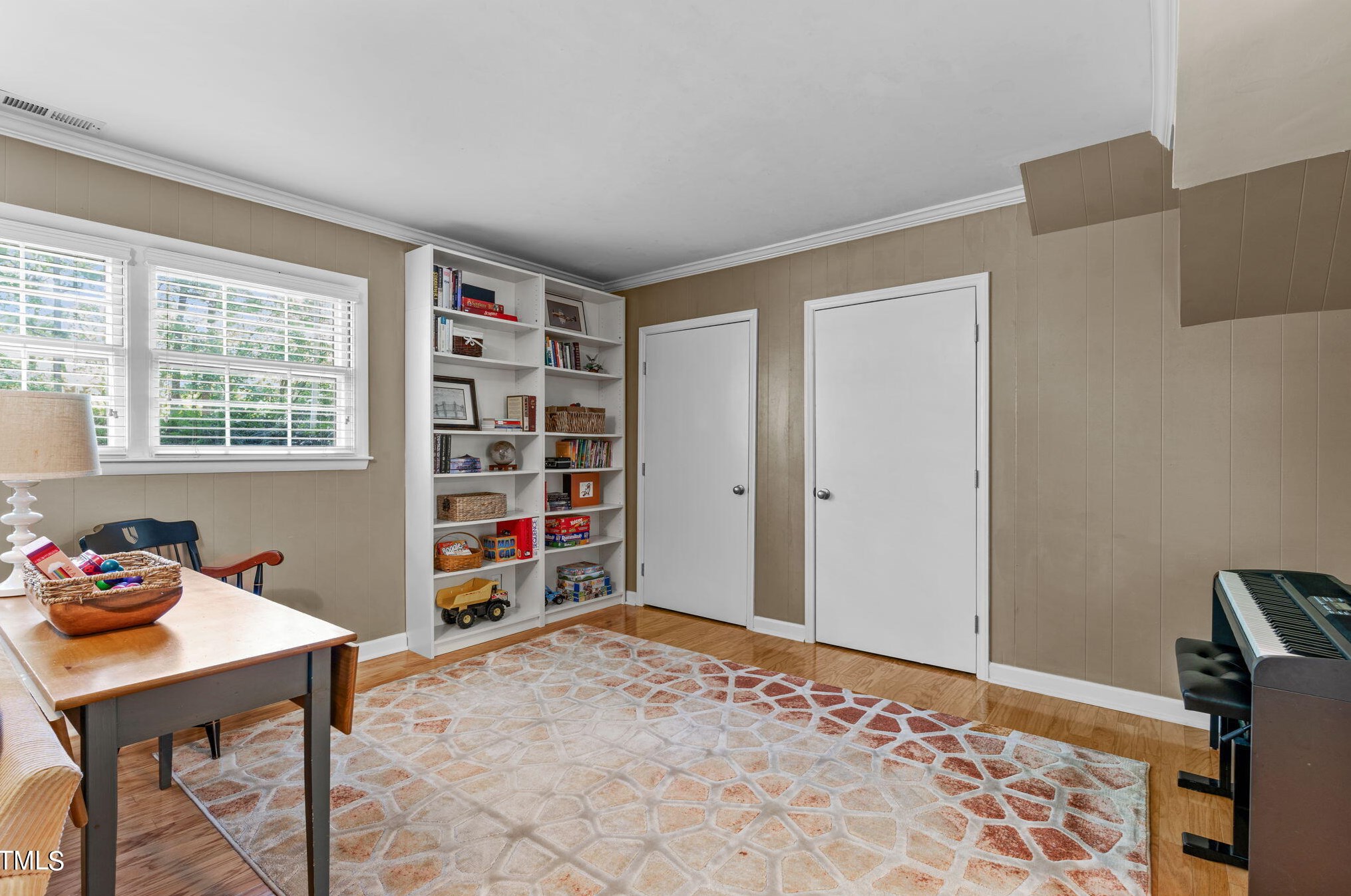 64 Kimberly Dr, Durham NC  27707-5418 exterior