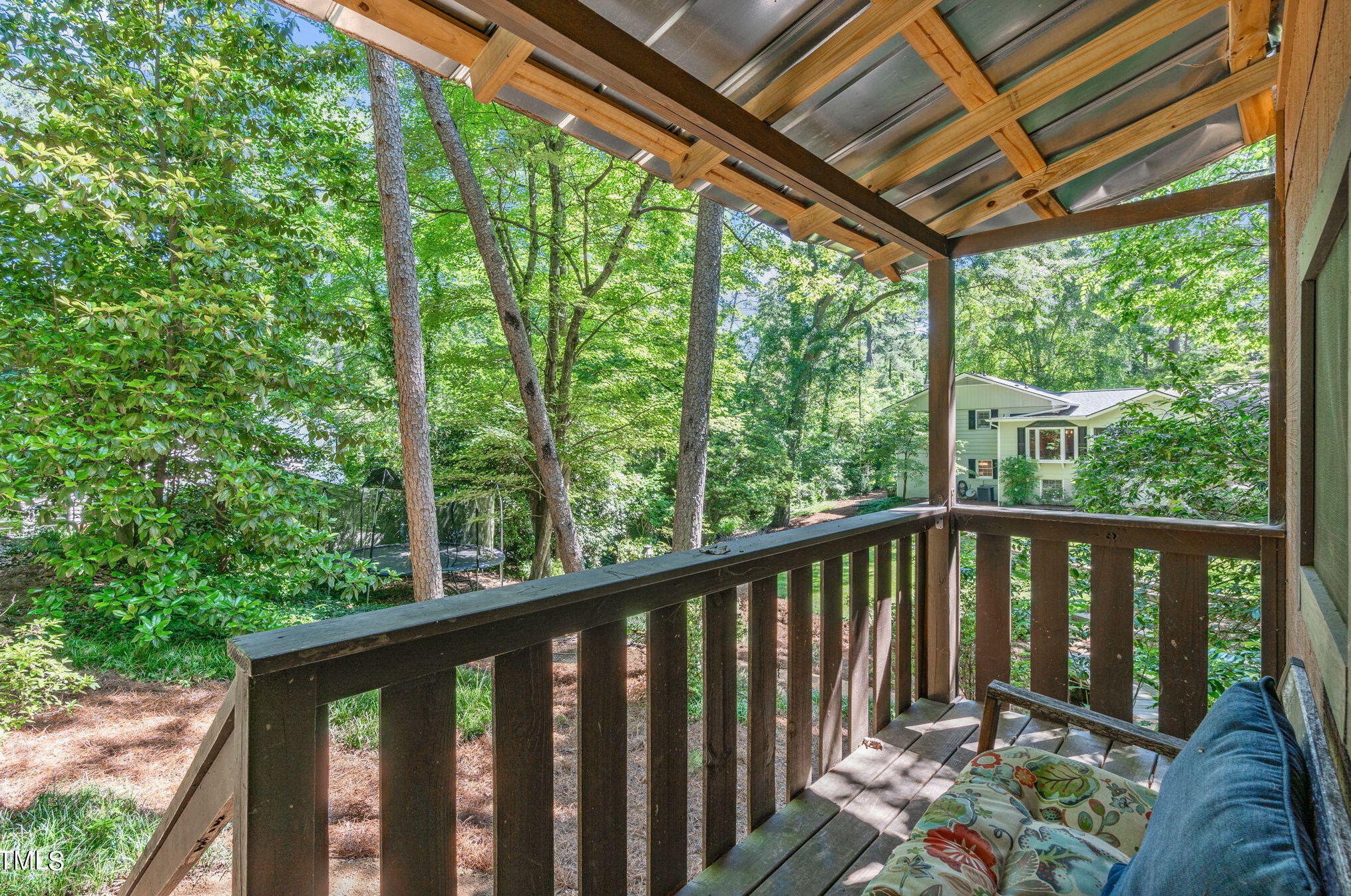 64 Kimberly Dr, Durham NC  27707-5418 exterior