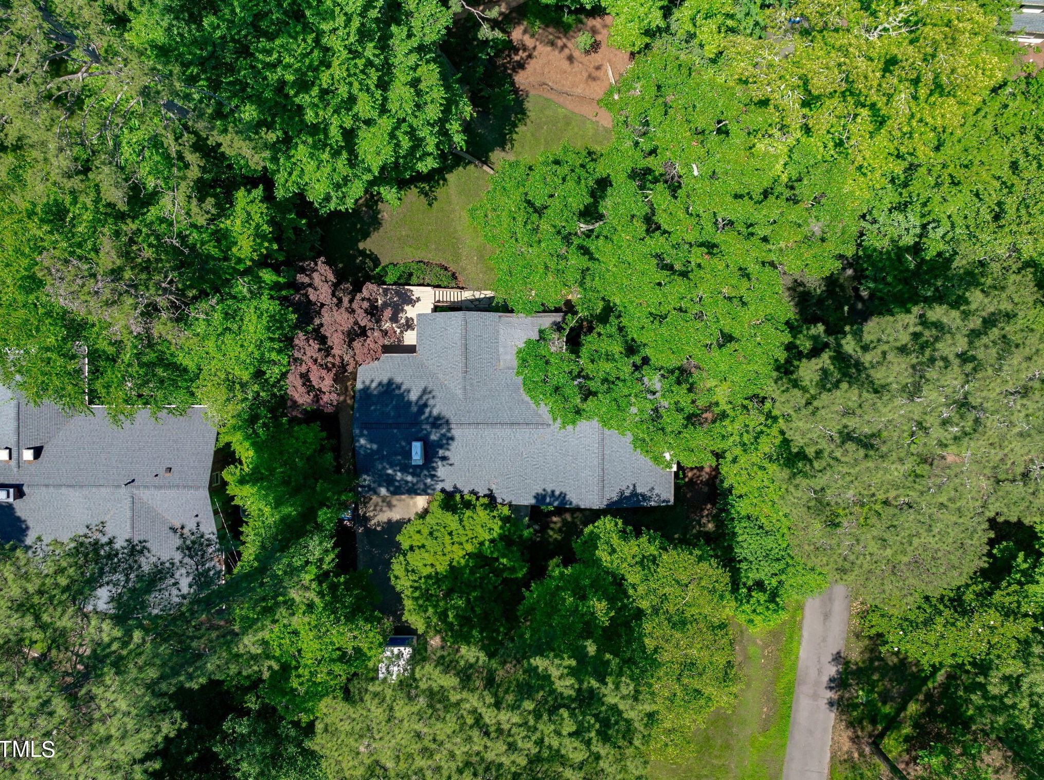 64 Kimberly Dr, Durham NC  27707-5418 exterior