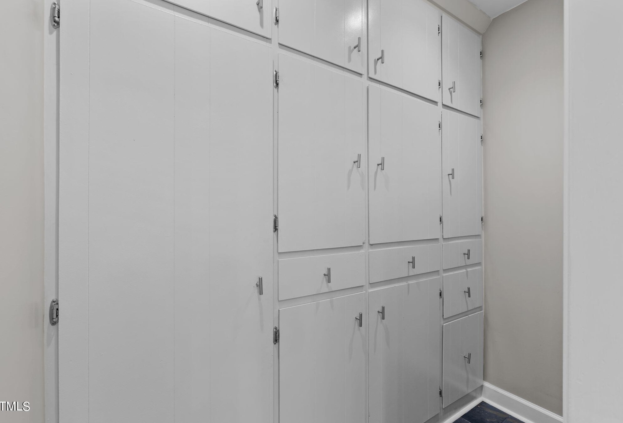 64 Kimberly Dr, Durham NC  27707-5418 exterior