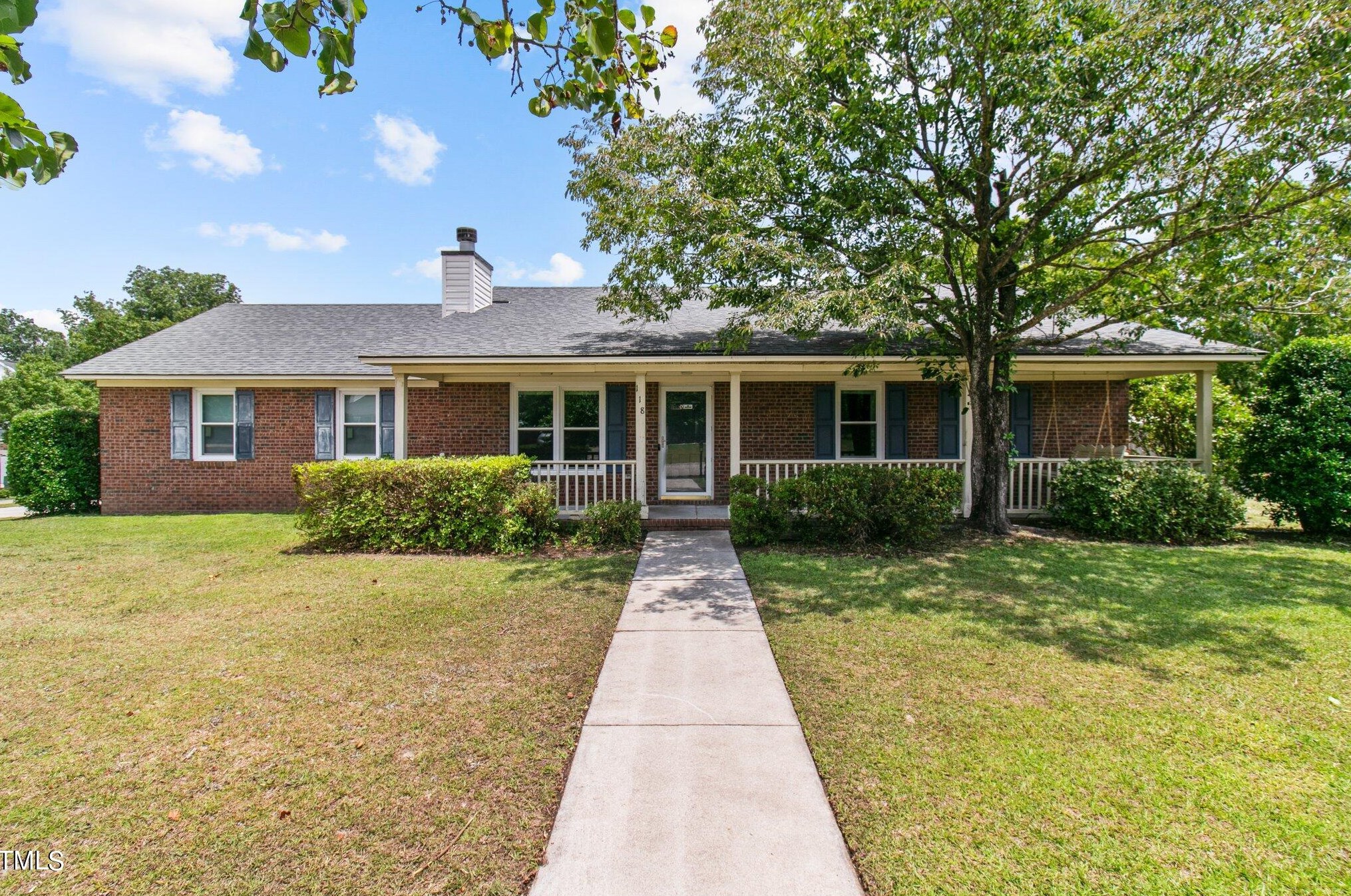 118 Finch Rd, Fayetteville NC  28306-8237 exterior